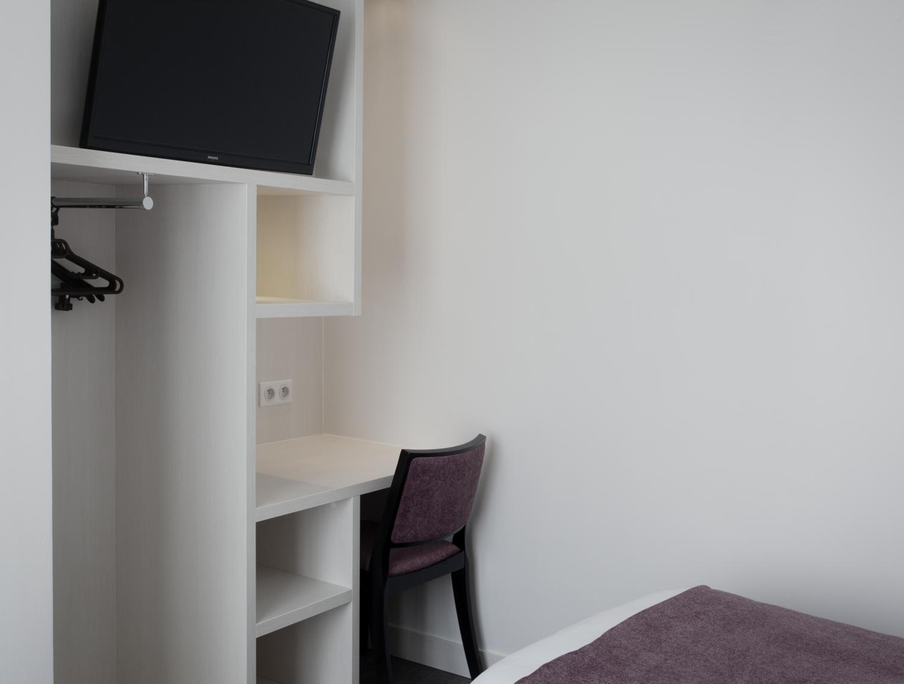 Two-Bedroom Apartment - Photo 1