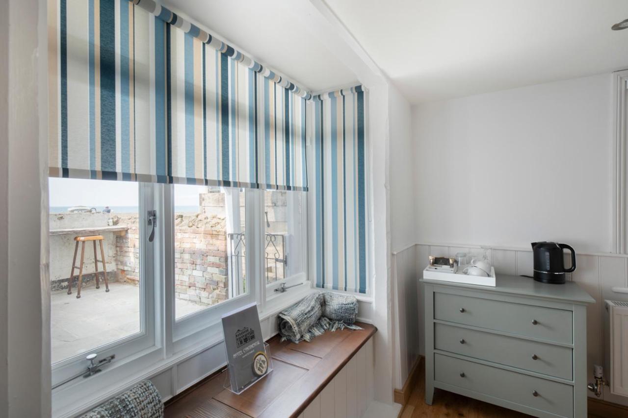 Double or Twin Room with Terrace - Photo 7