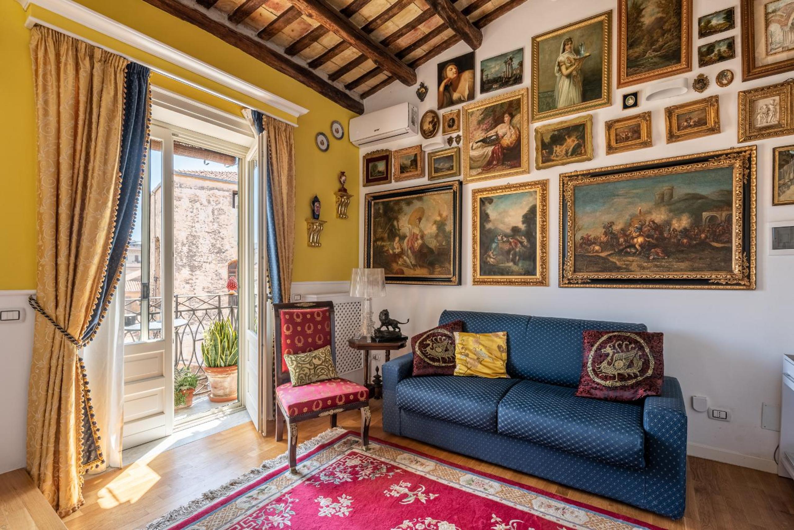 Studio With Balcony