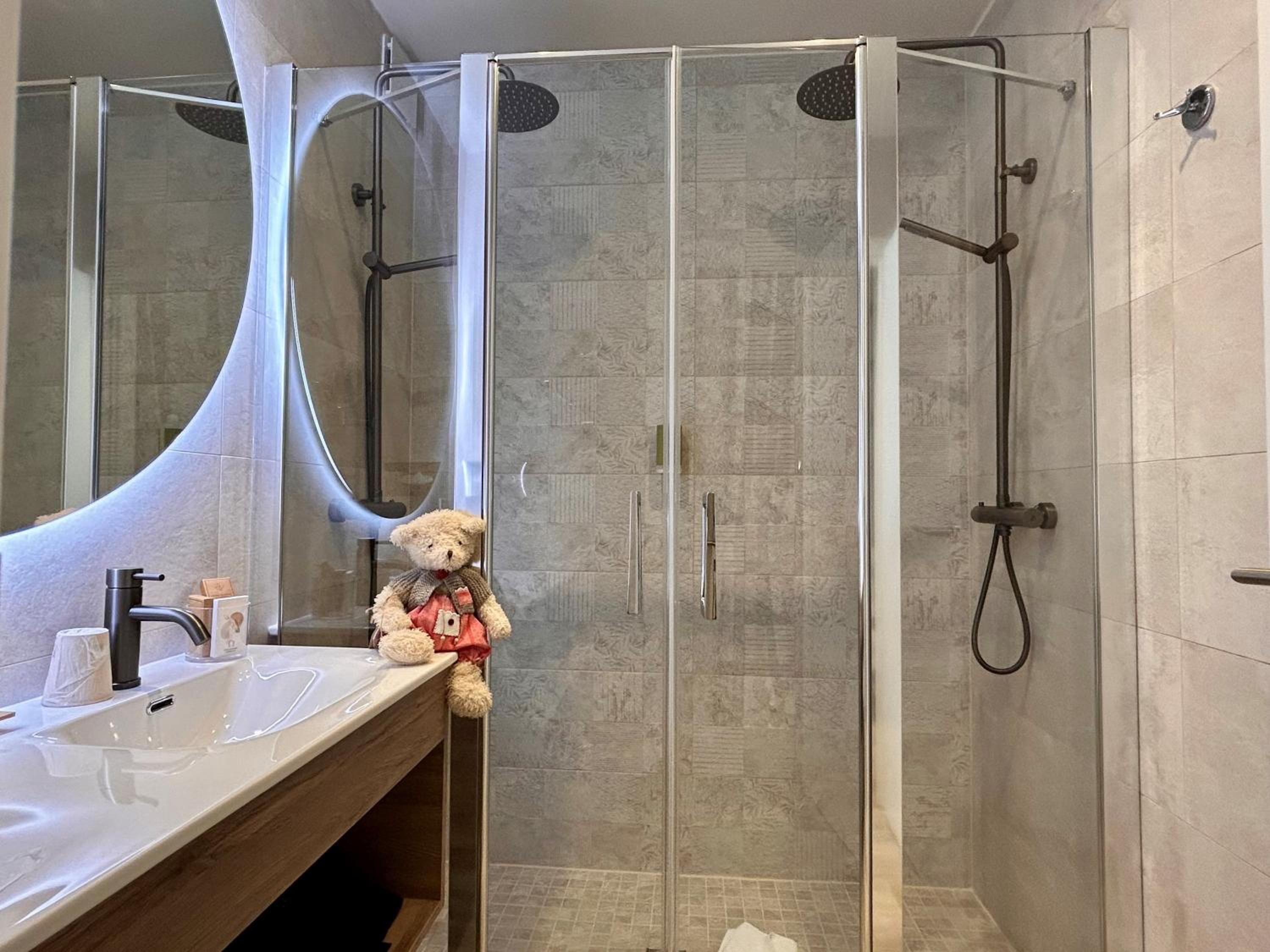 Charm Room with Shower or Balneo Bath - Photo 43