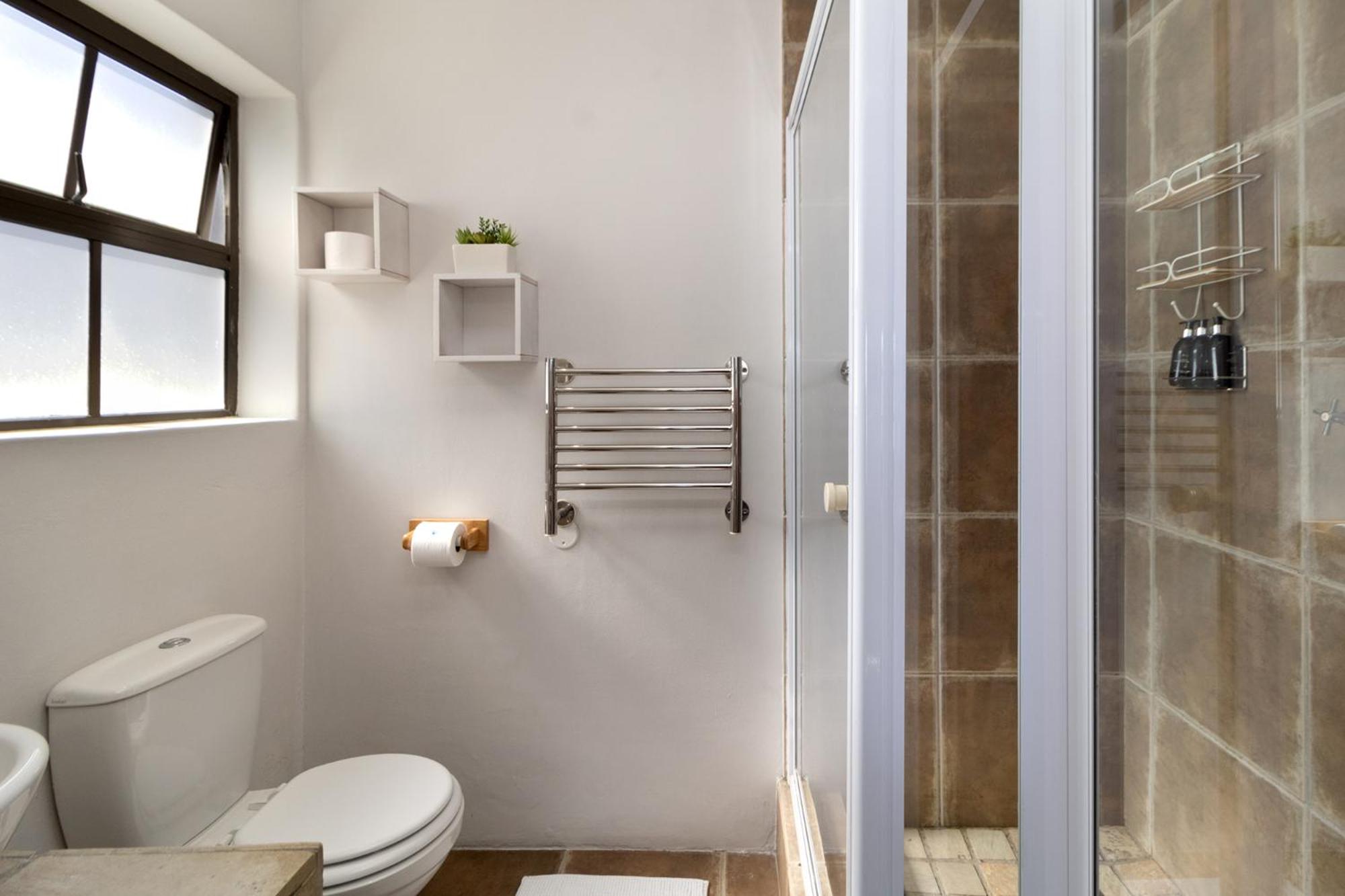 Superior Suite with Sea View - Photo 3