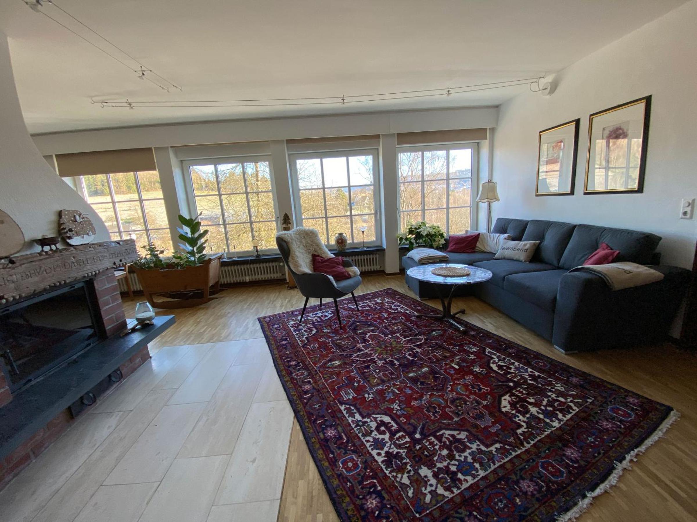 Two-Bedroom Apartment with Mountain View