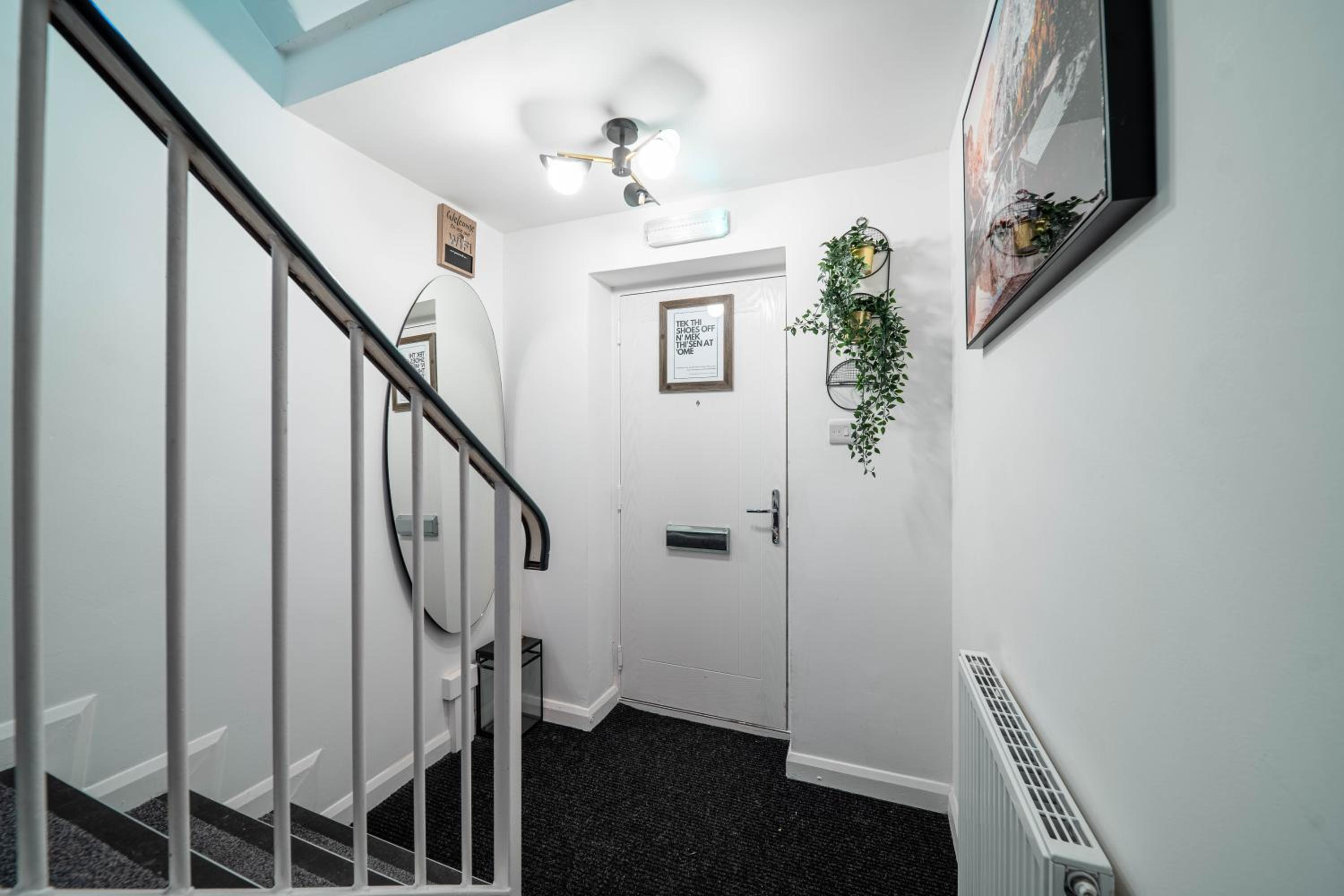 Double Room - Photo 9