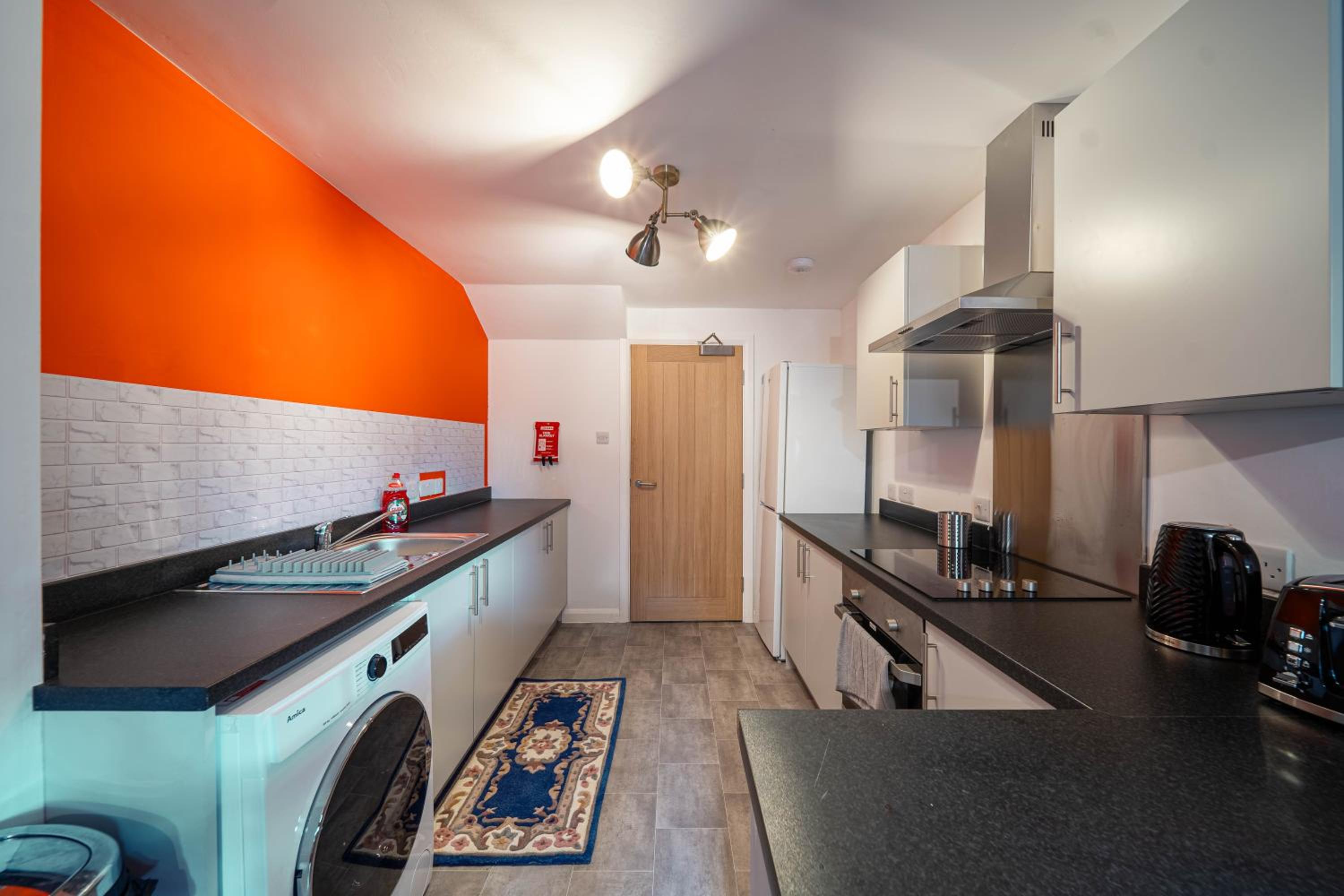 Double Room - Photo 8