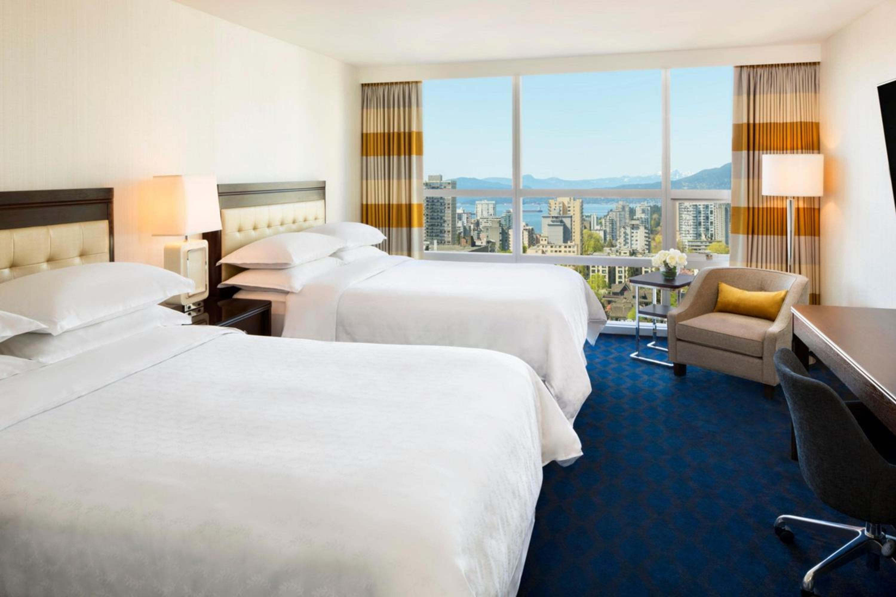 Double Room with Two Double Beds - High Floor - Photo 3