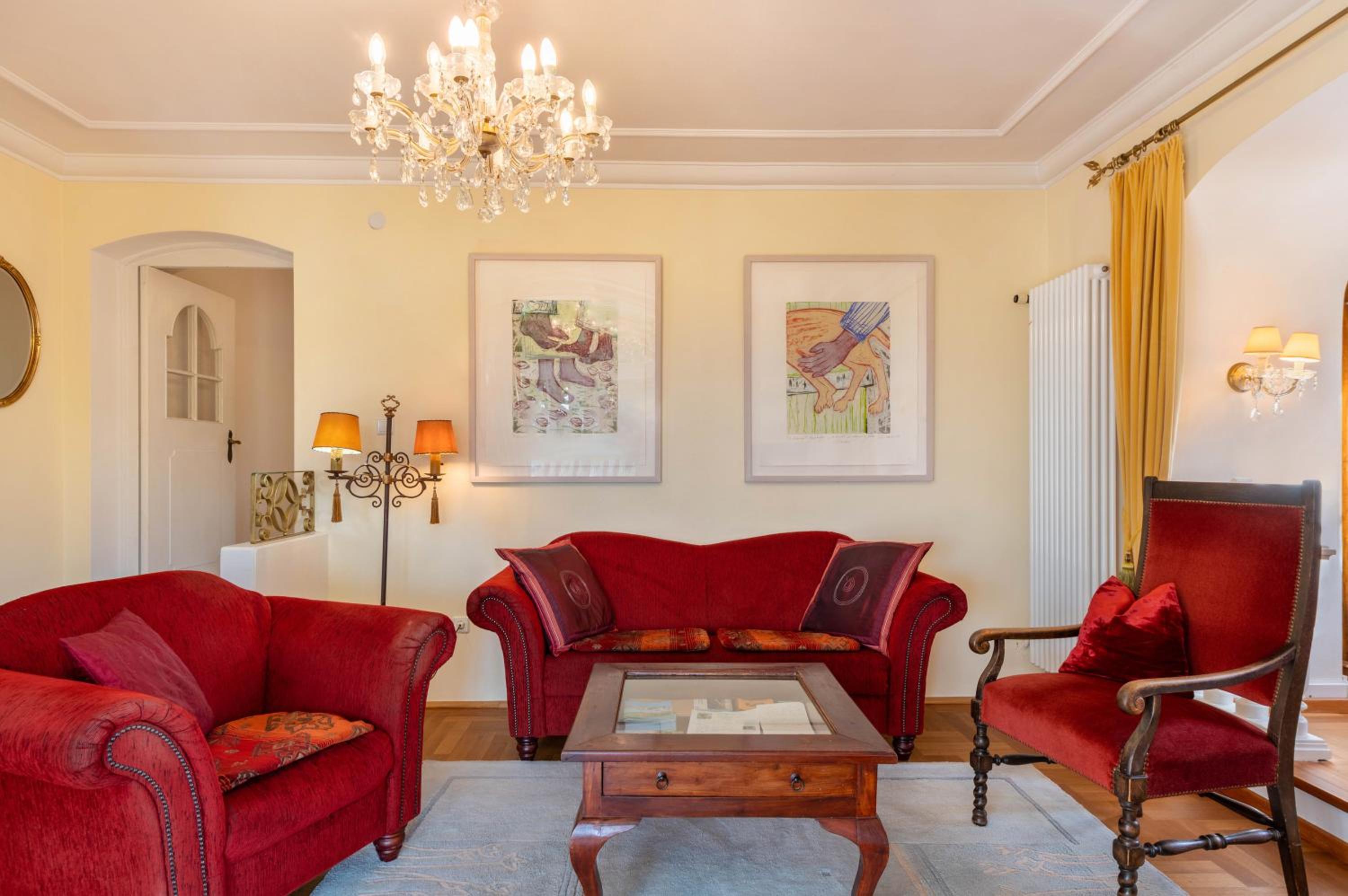 Superior One-Bedroom Apartment with Balcony