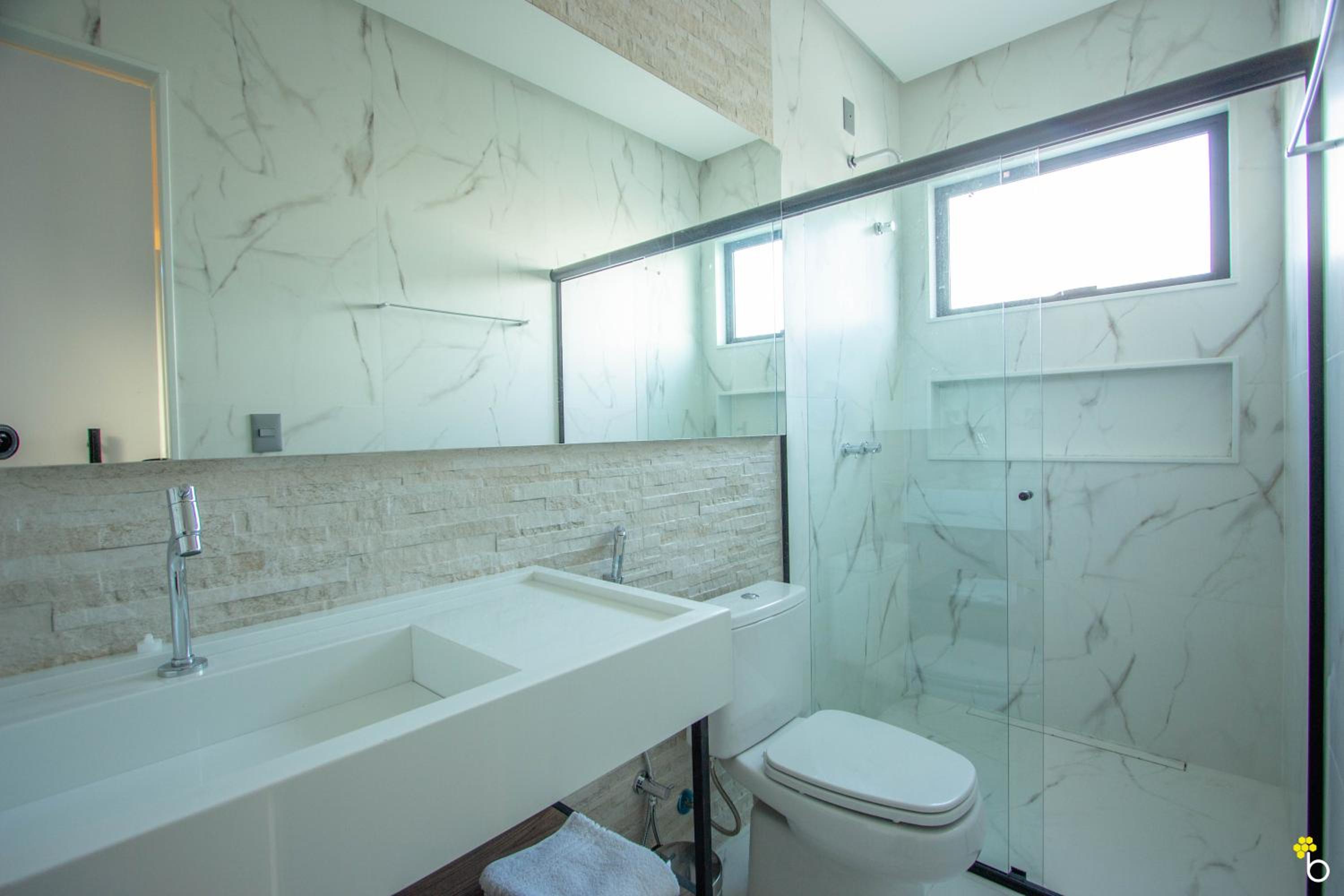 Premium Suite - Photo 6