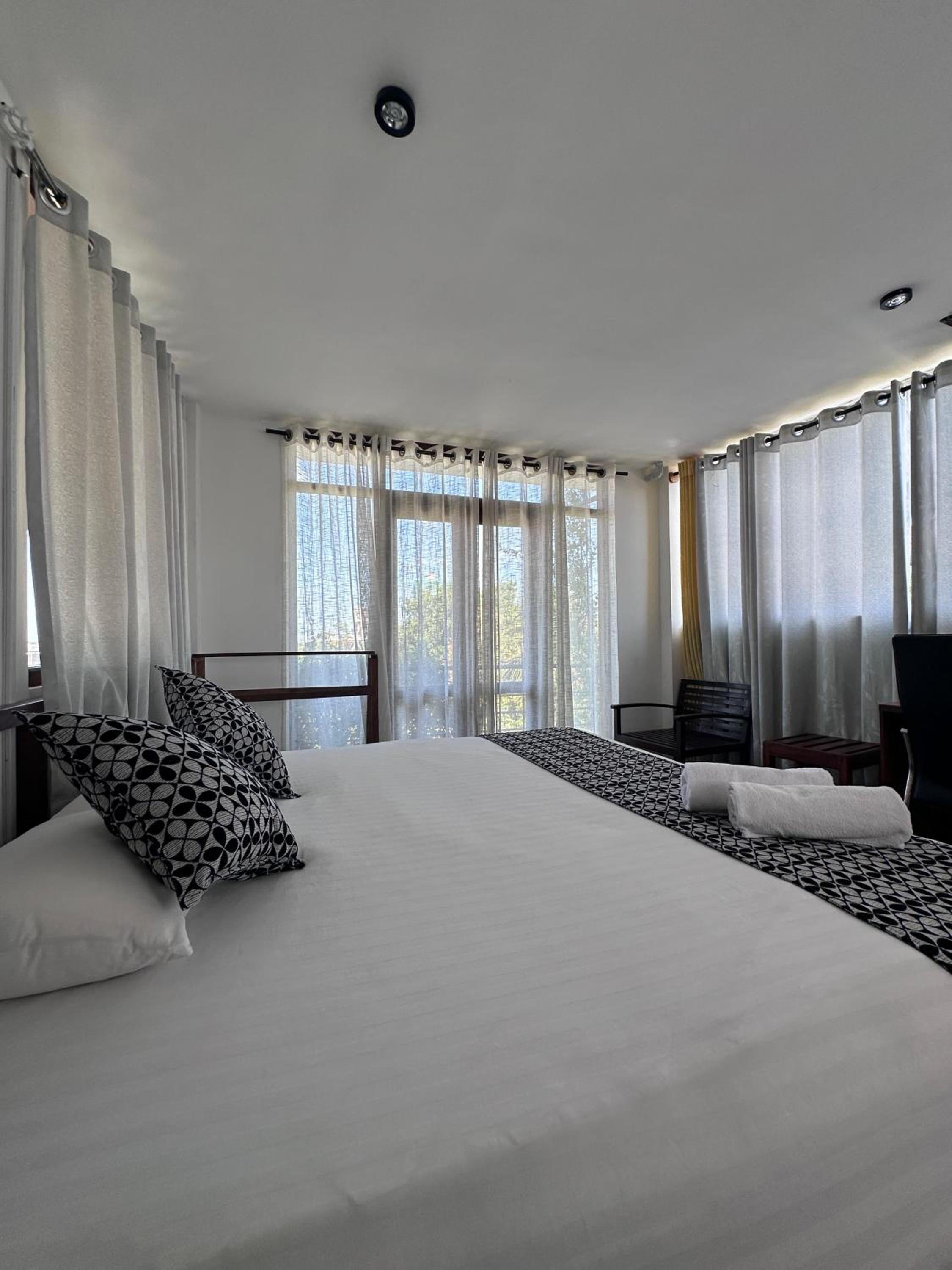 King Room with Garden View