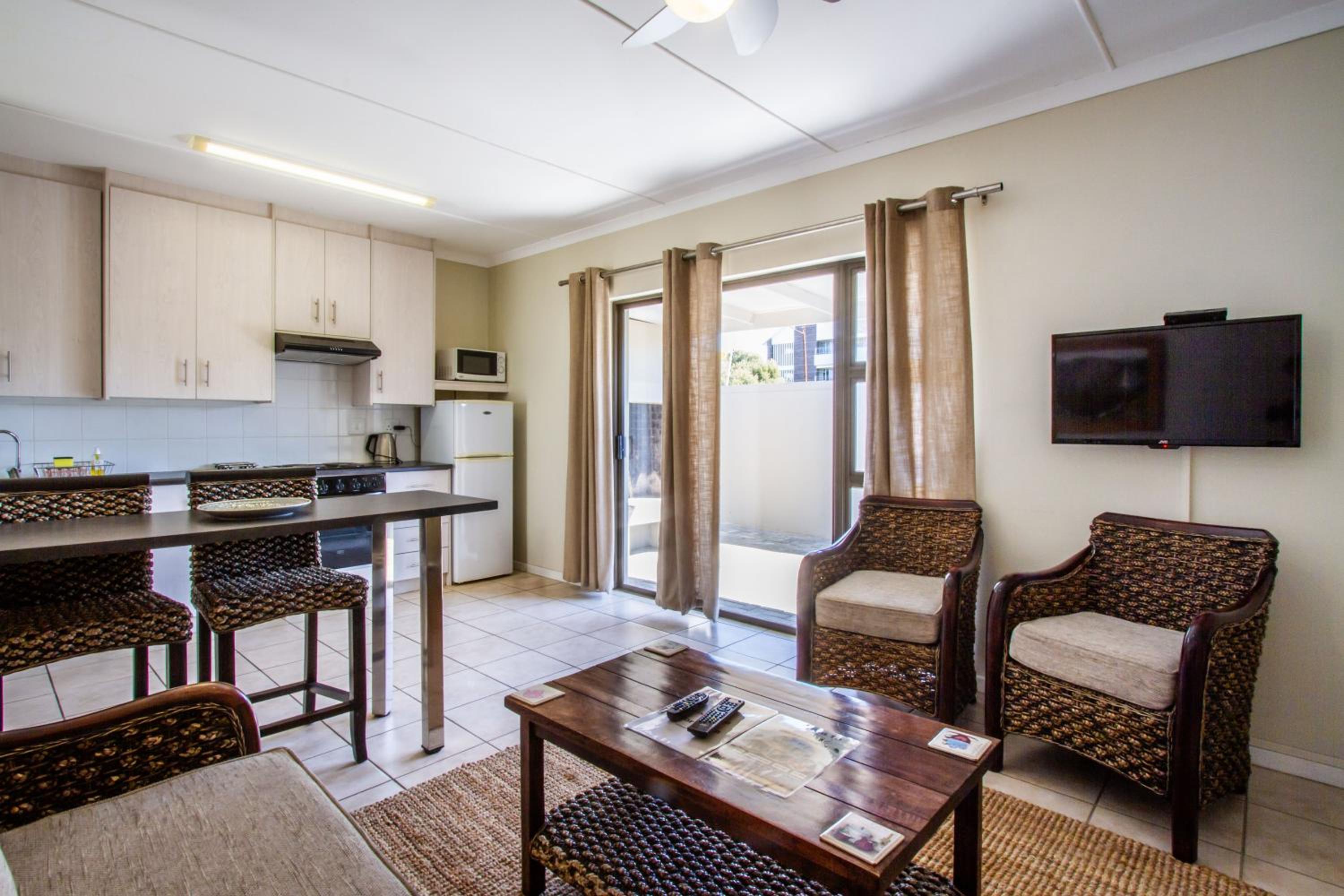 One Bedroom Apartments - Photo 14
