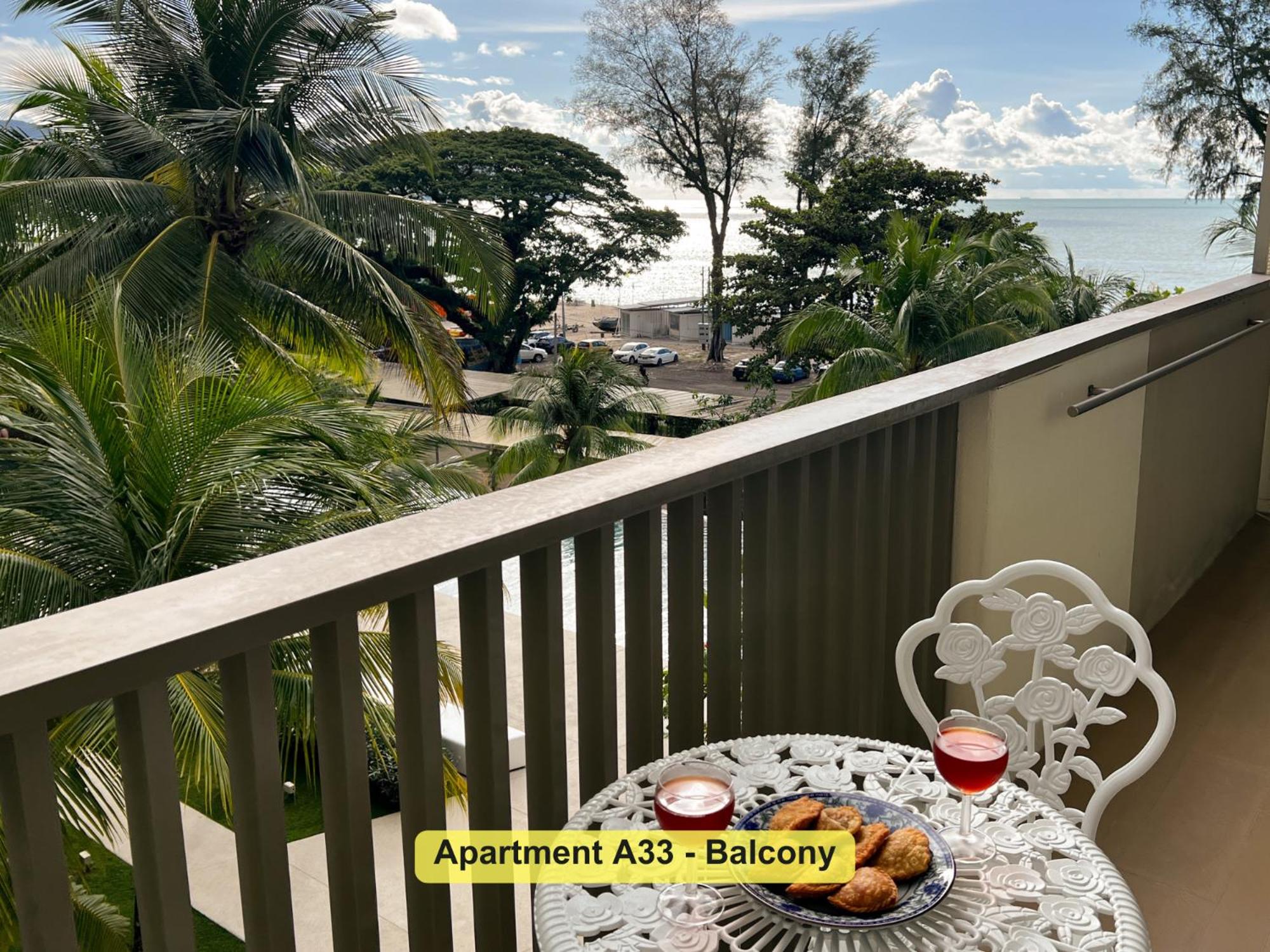 Two-Bedroom Apartment with Terrace and Sea View