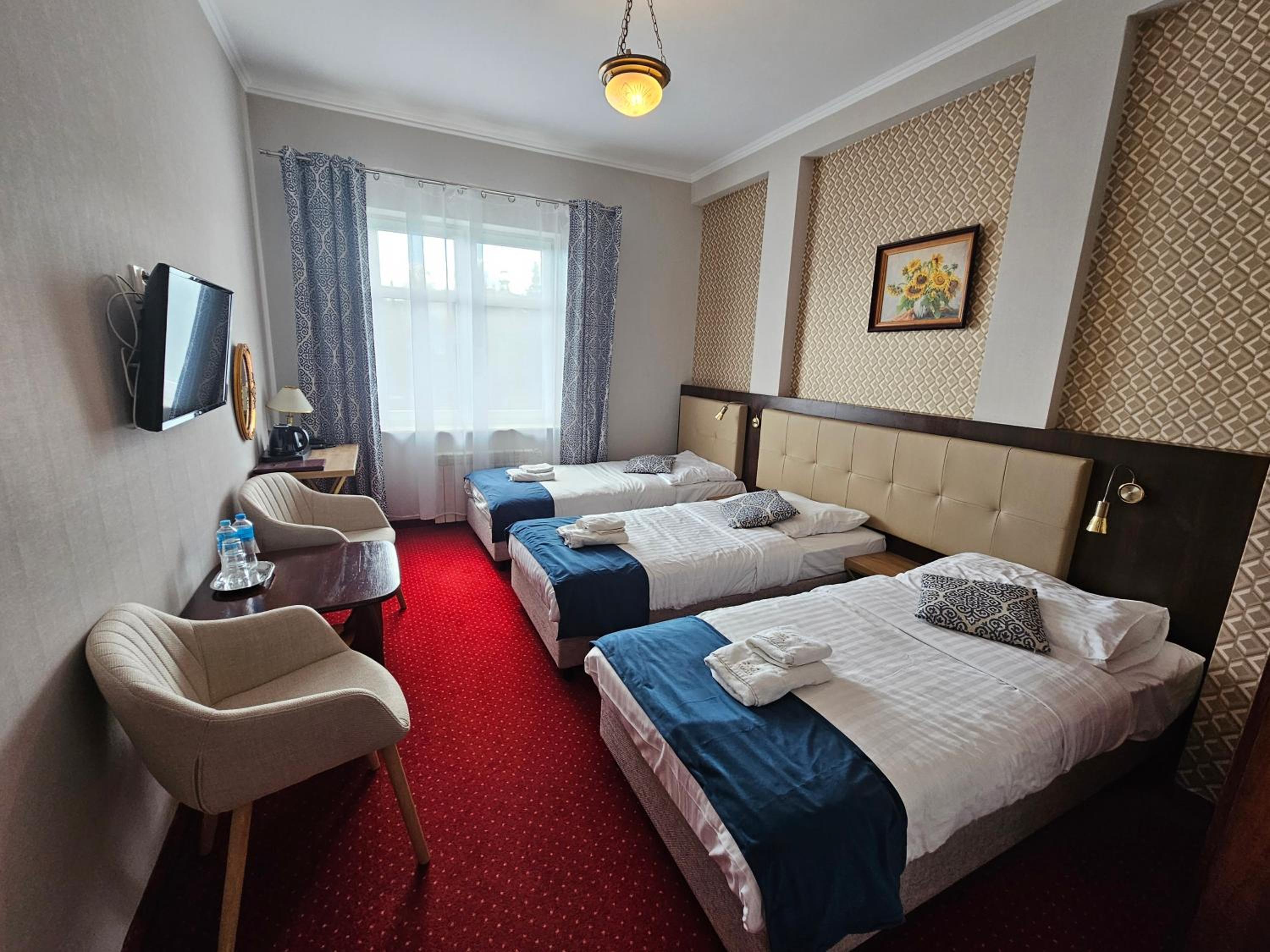 Triple Room - Photo 2