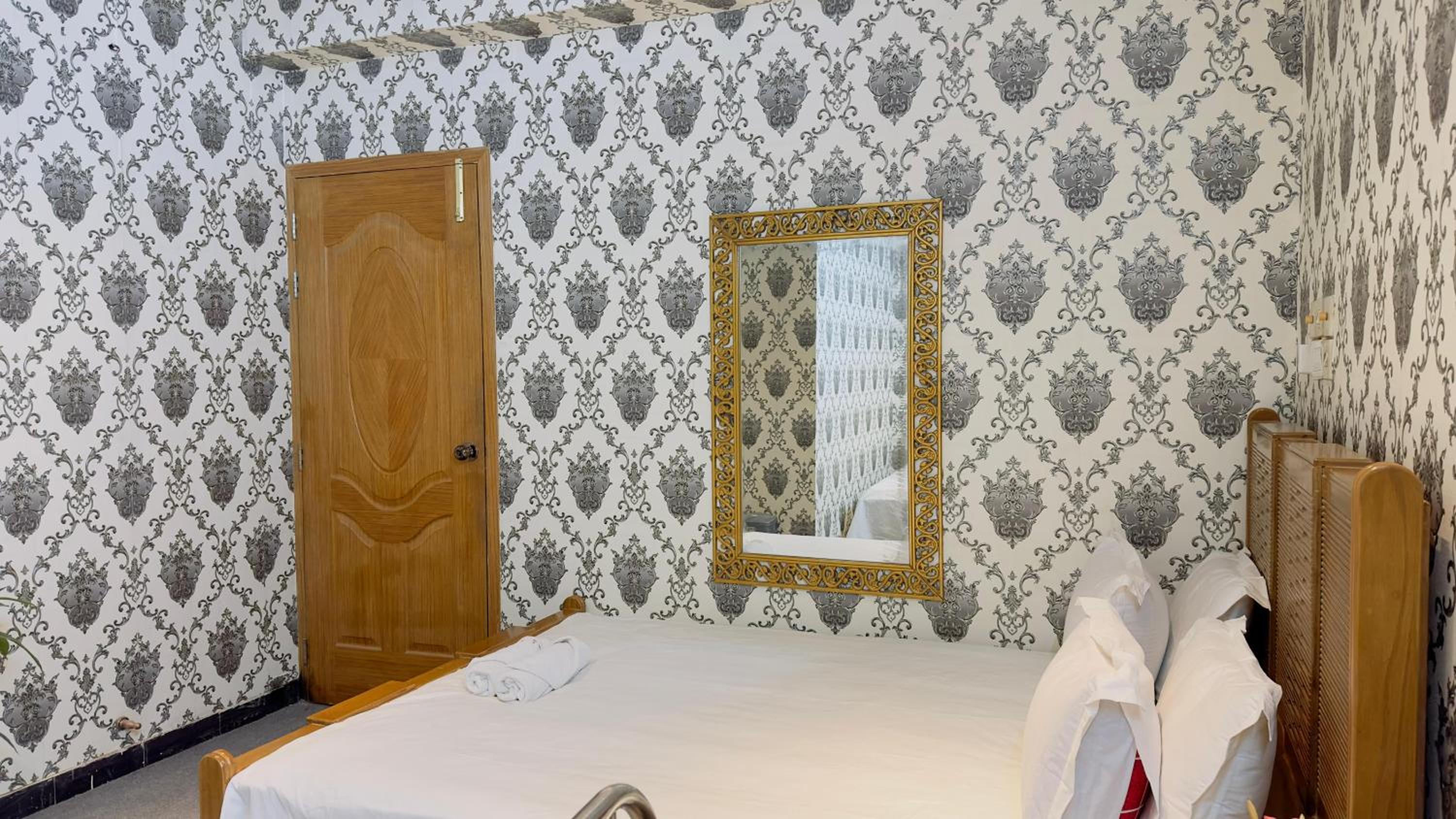 Deluxe Double Room photo 2