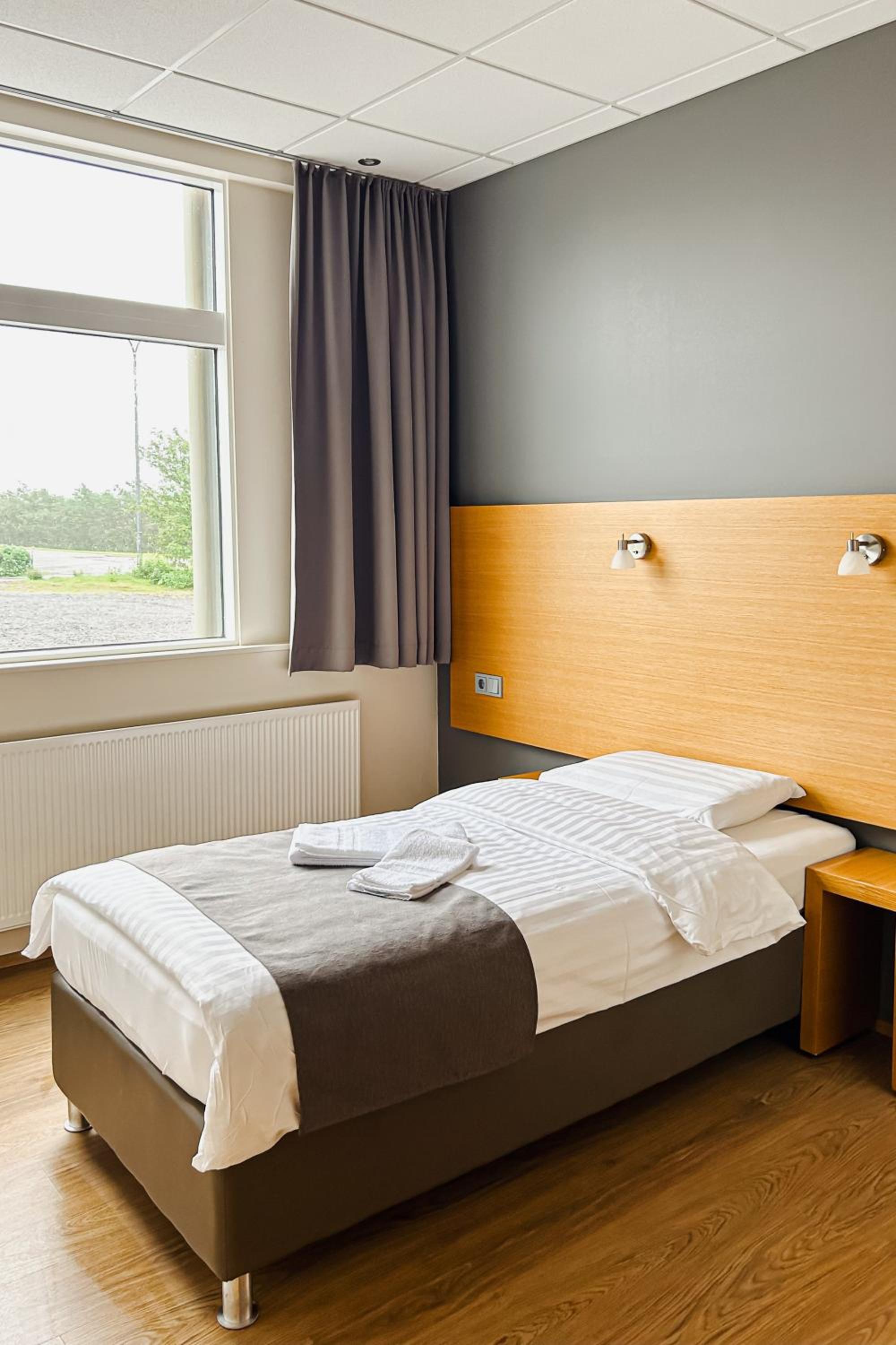 Single Room With Private Bathroom