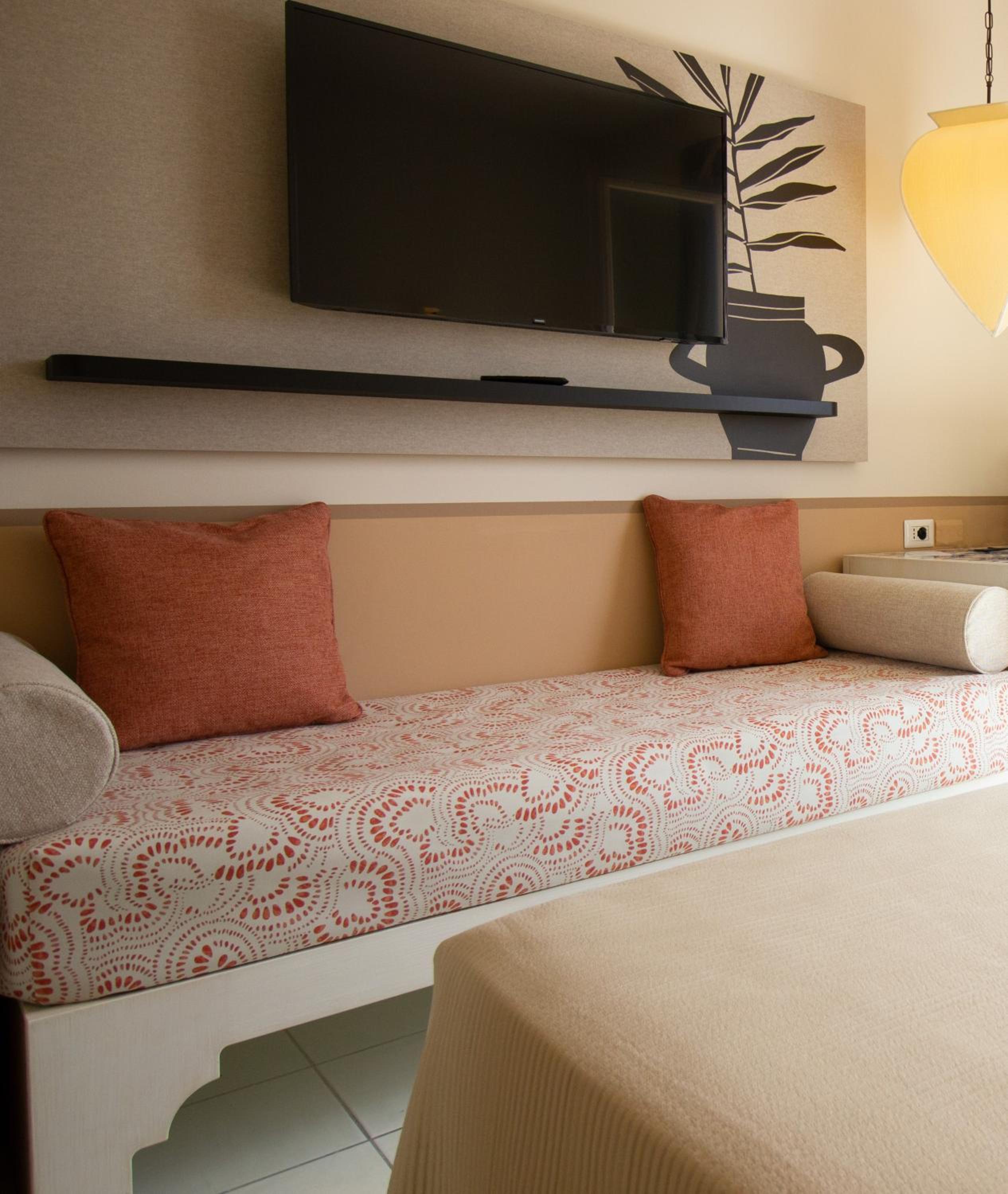 Standard Triple Room - Photo 4