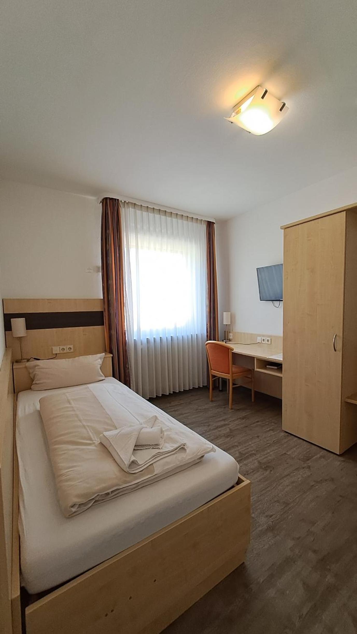 Standard Single Room