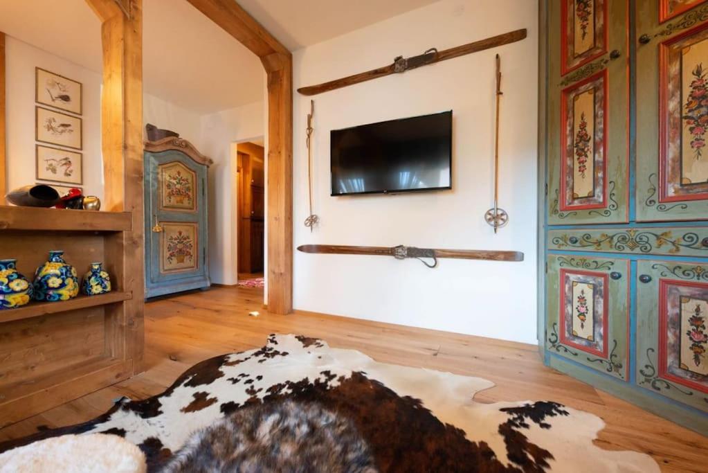 Two-Bedroom Apartment With Mountain View photo 1