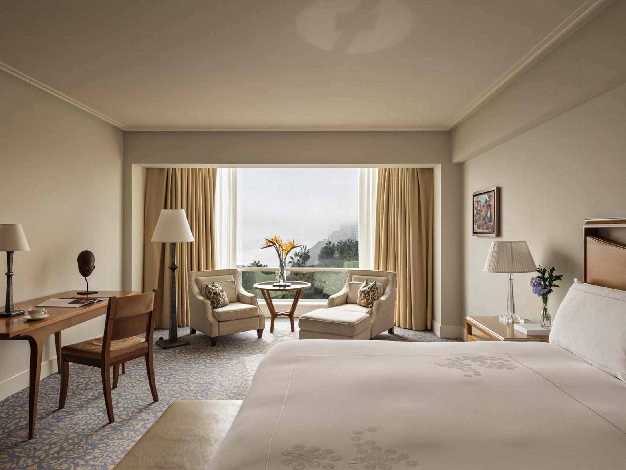 Junior Suite Club with Ocean View  - Photo 1