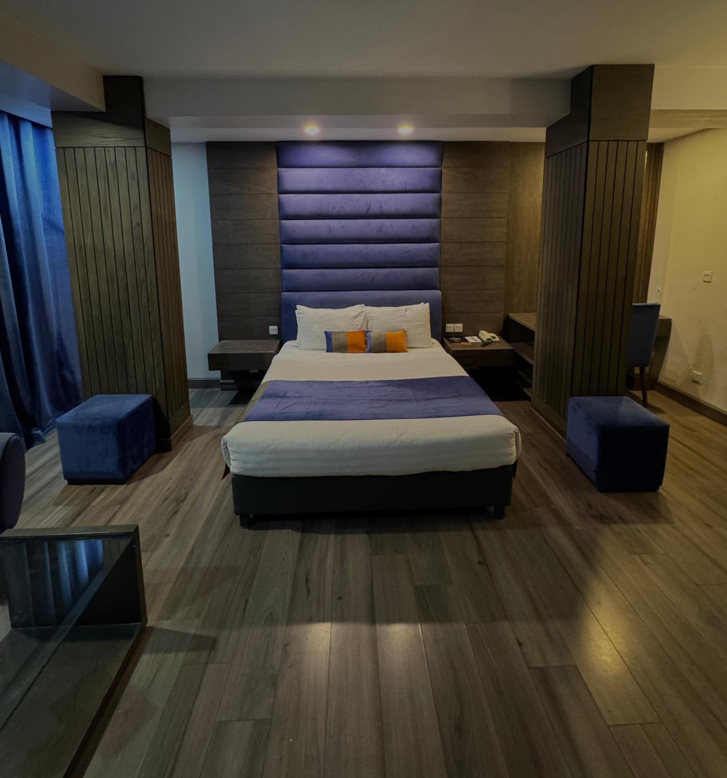 Executive Suite photo 3