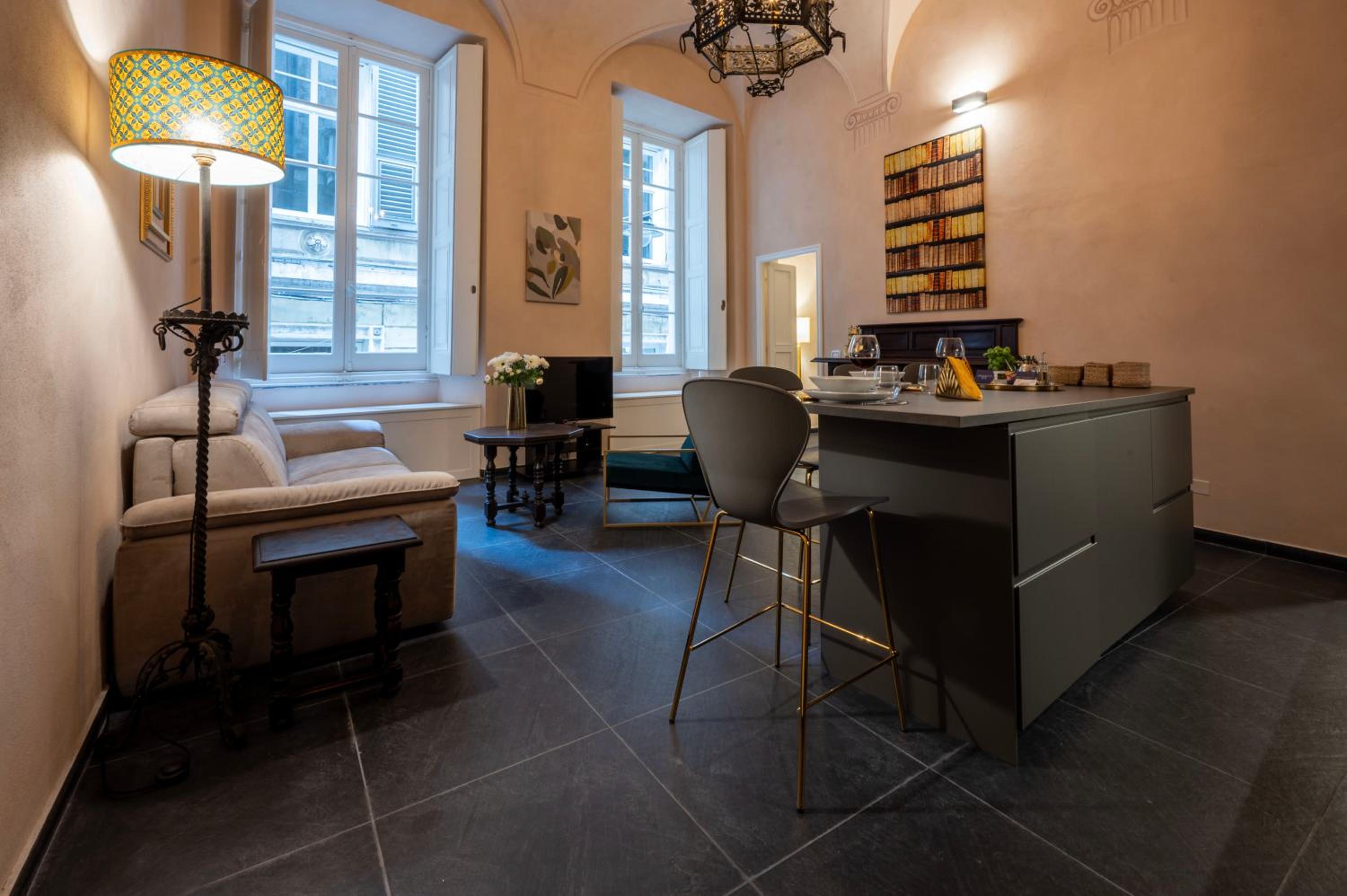One-Bedroom Apartment