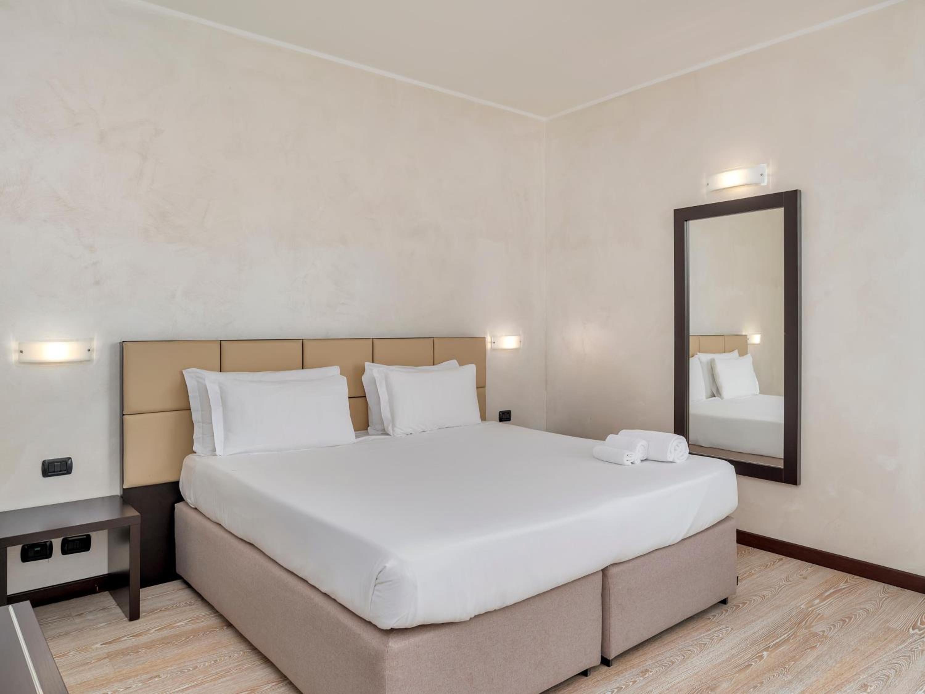 Superior Double Room - Photo 1