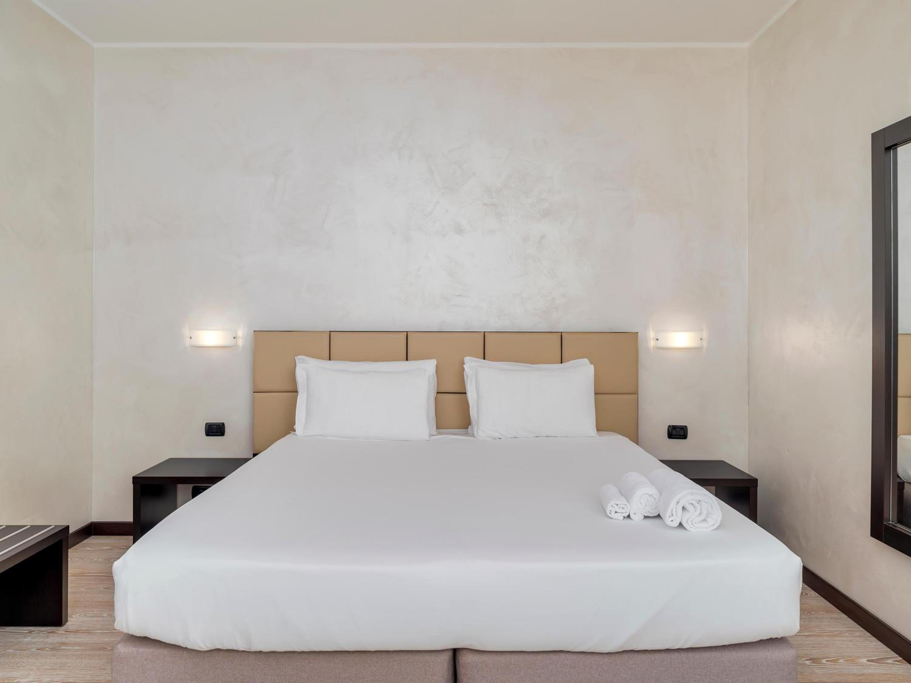 Superior Double Room - Photo 2