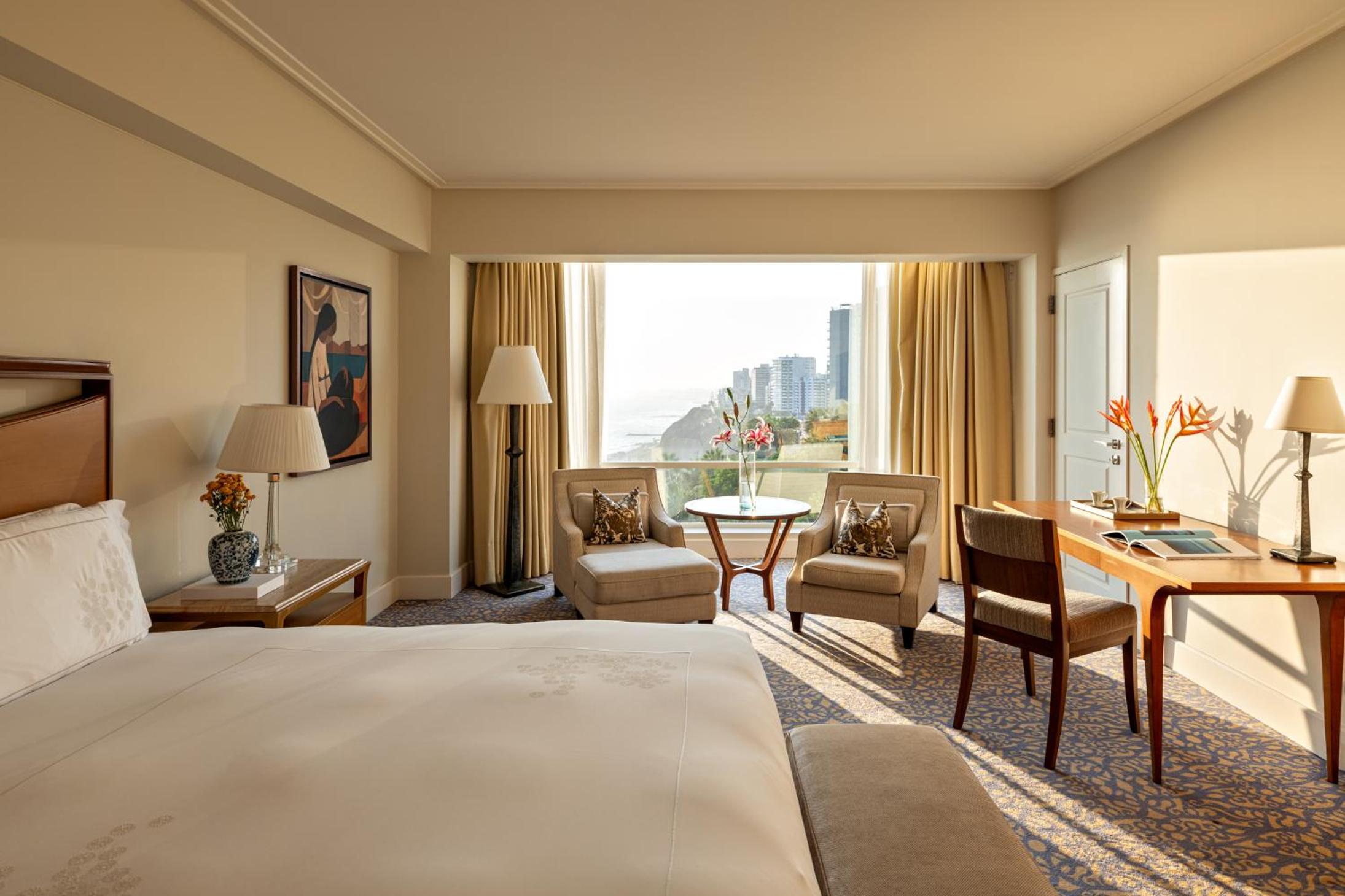 Deluxe Junior Suite Club with Ocean View
