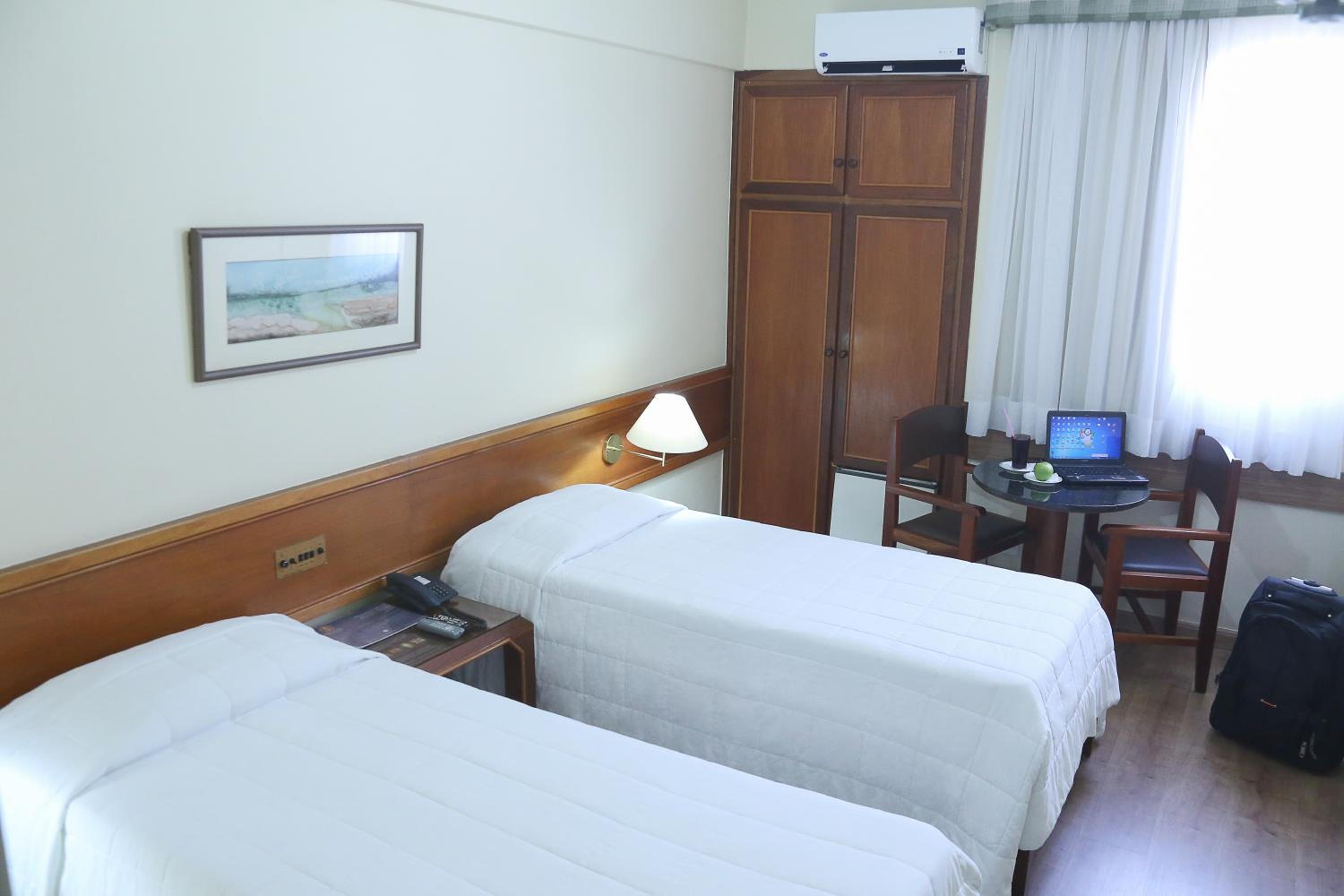 Standard Twin Room photo 1
