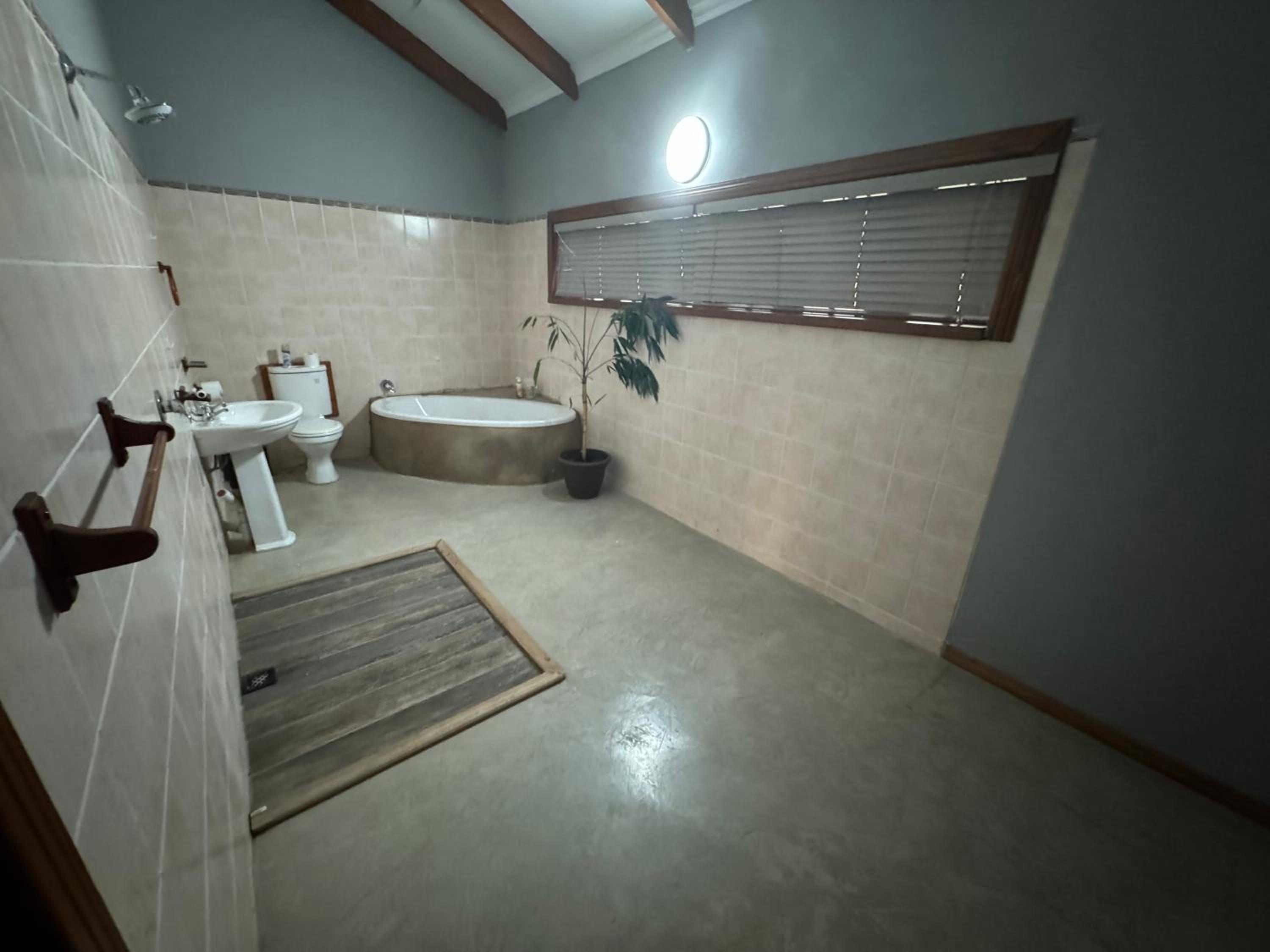 Deluxe Family Suite photo 2
