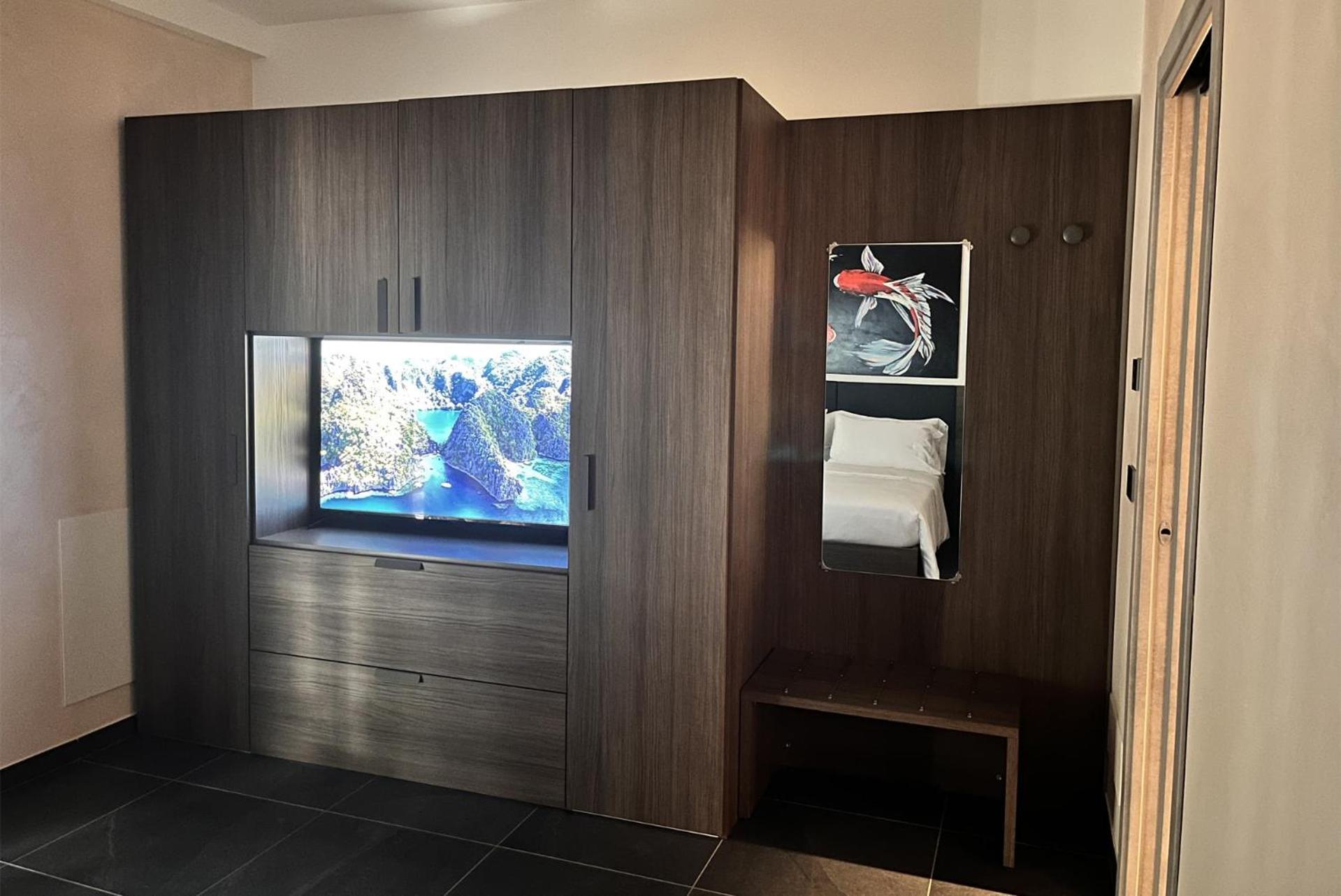 Deluxe Quadruple Room