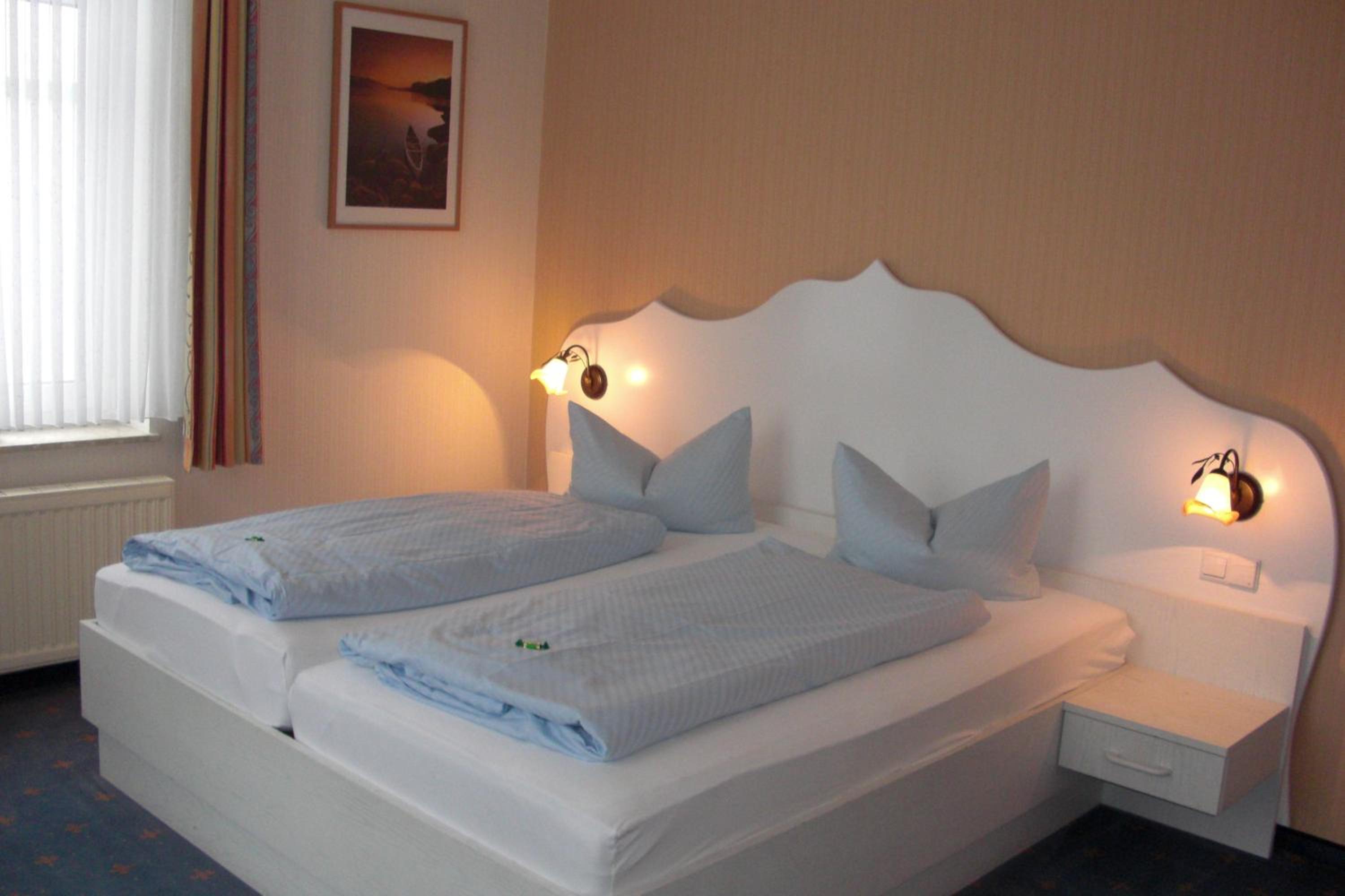 Double Room - Photo 8