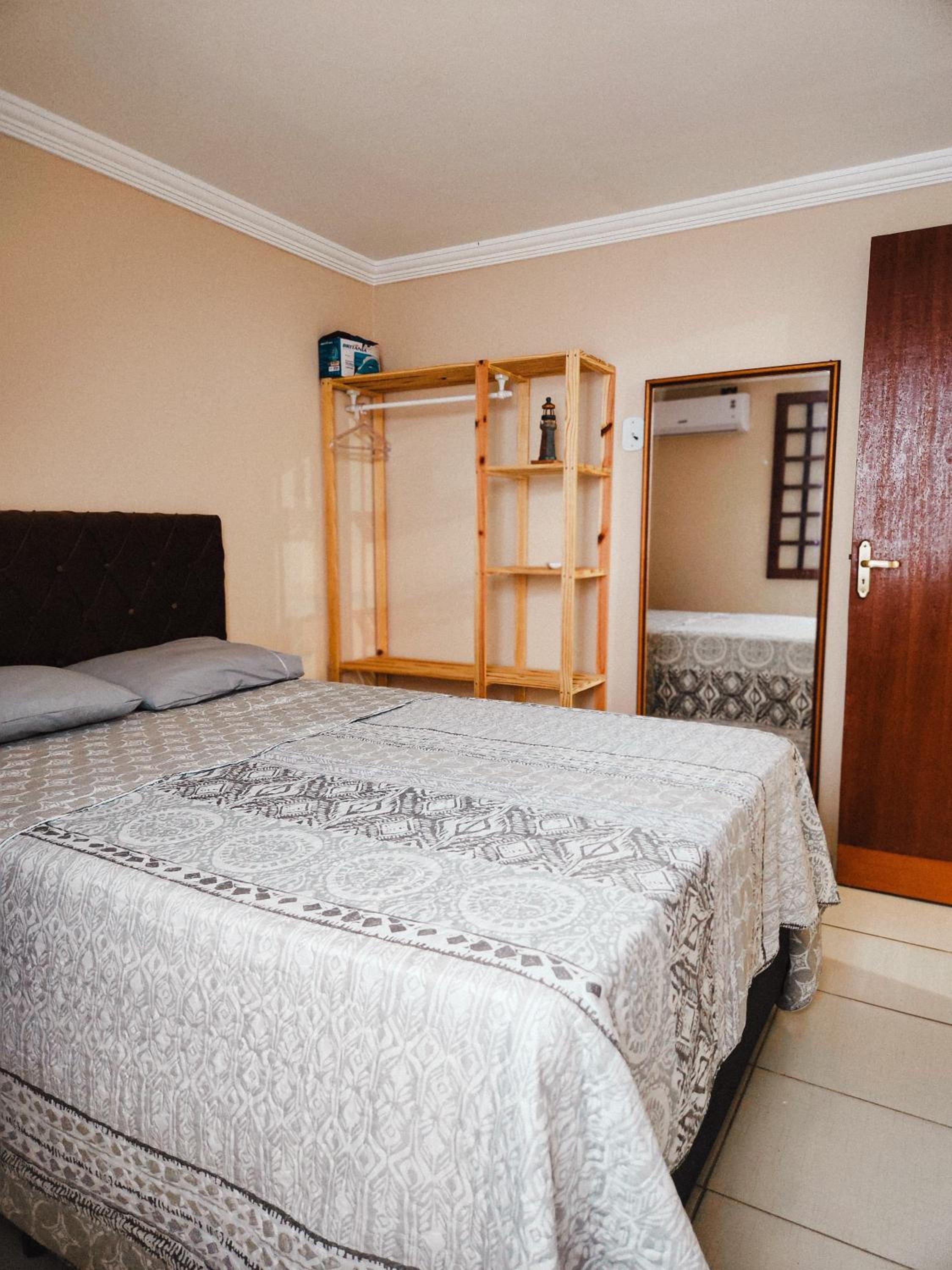 One-Bedroom House photo 1