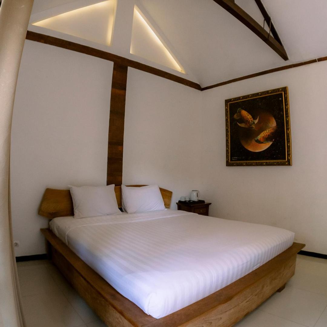 Queen Room with Pool View photo 1