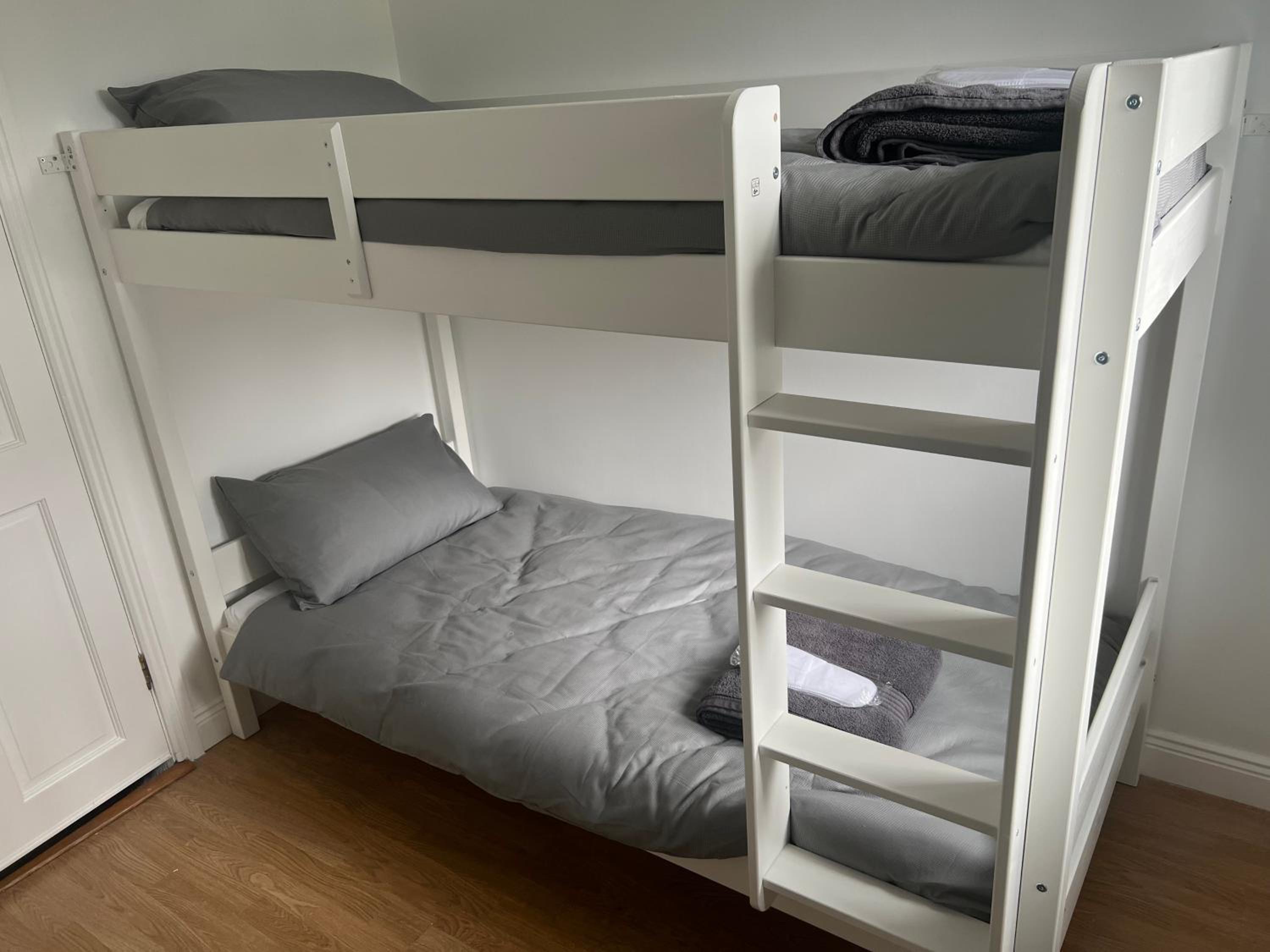 Three-Bedroom House photo 1