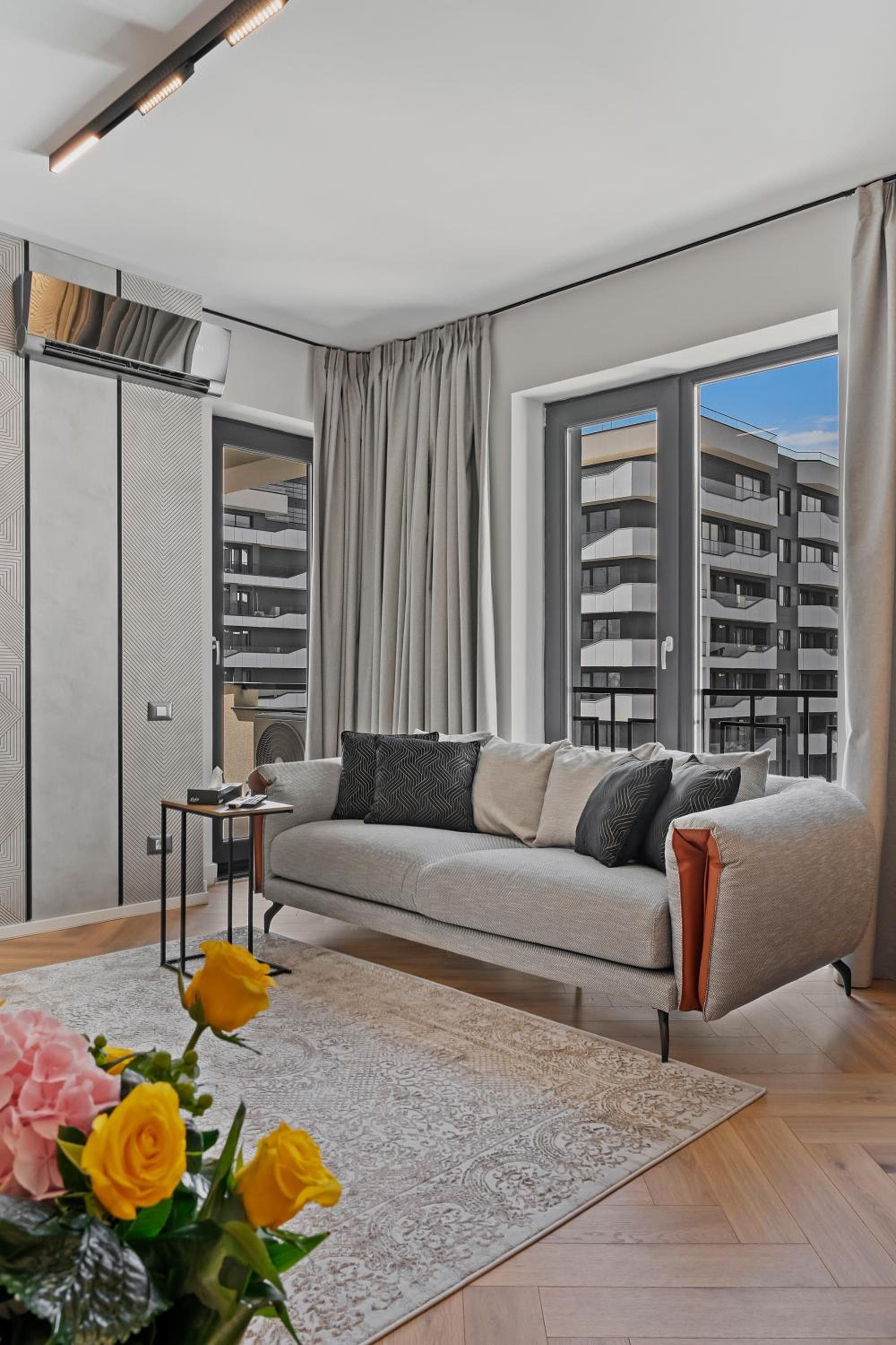 Two-Bedroom Apartment with Balcony photo 1