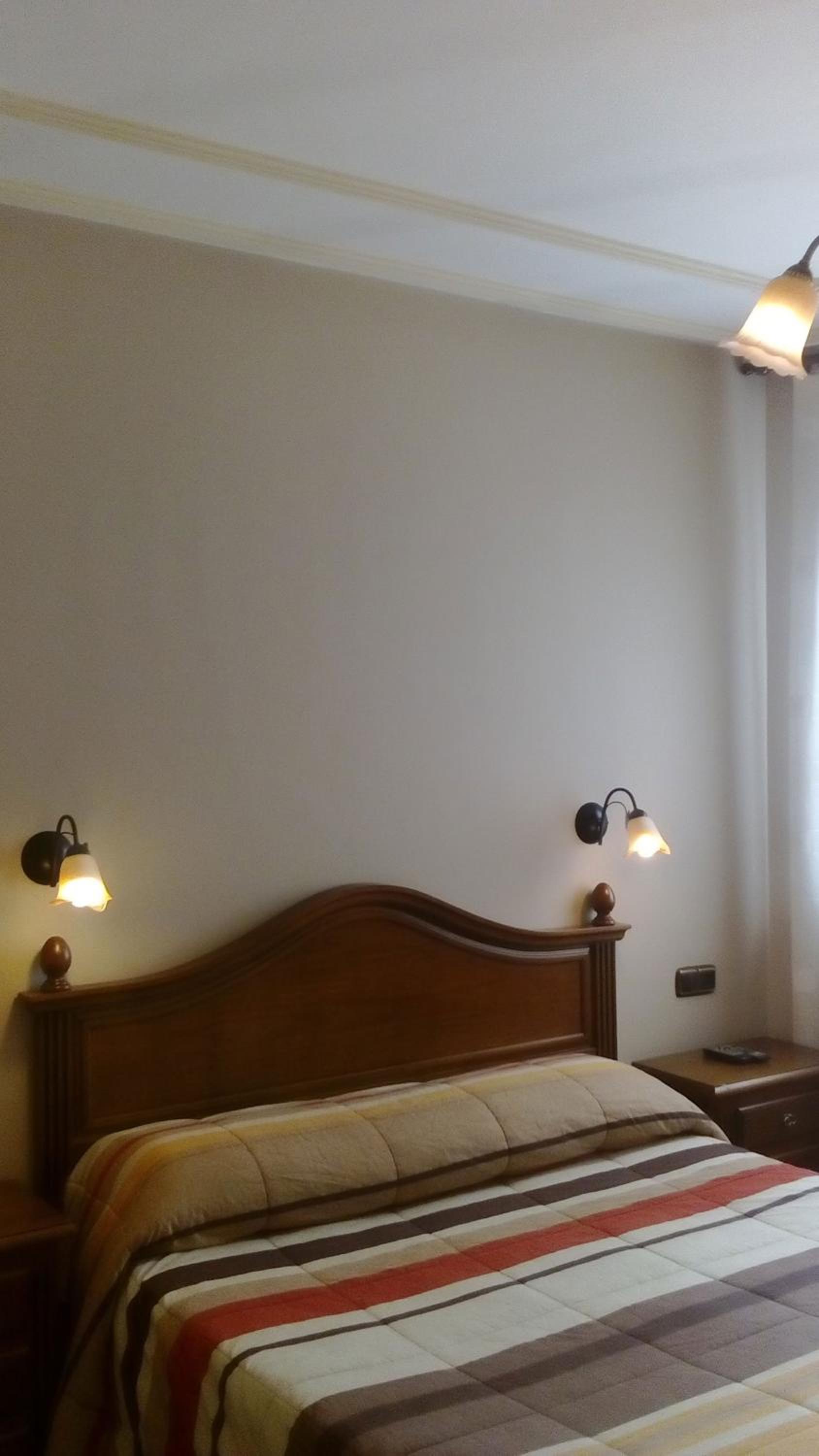 Double Room - Photo 11