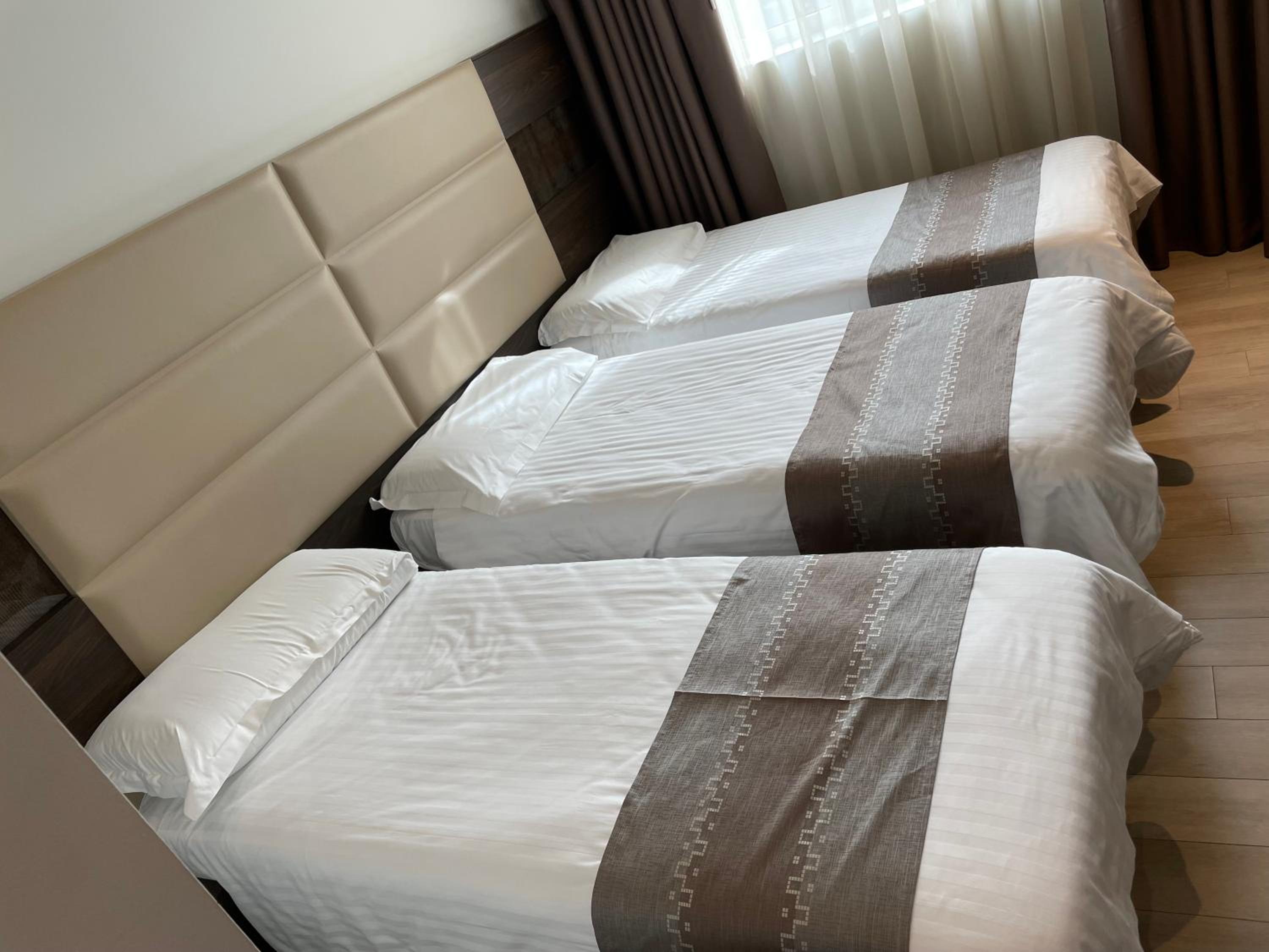 Deluxe Triple Room
