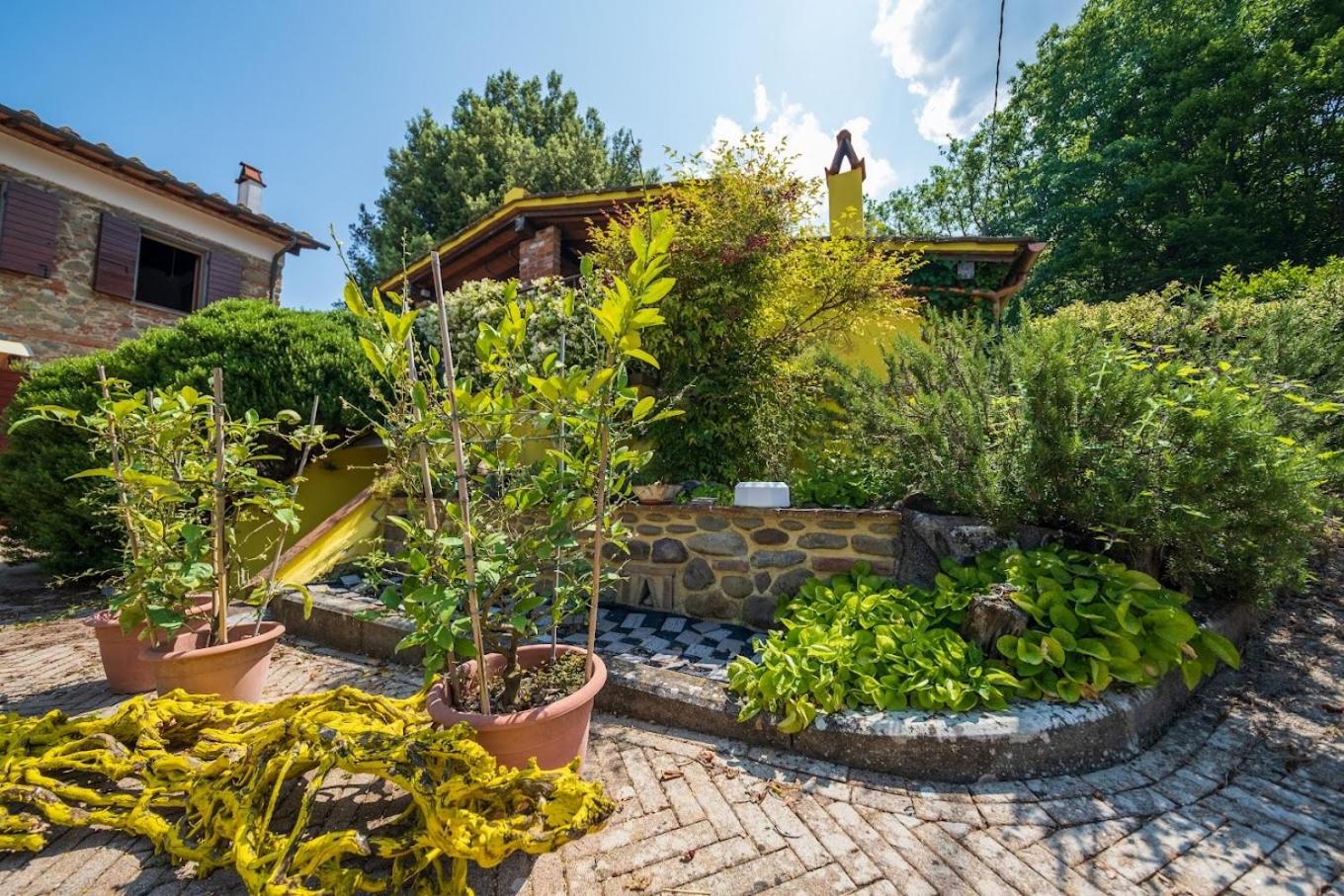 Villa photo 3