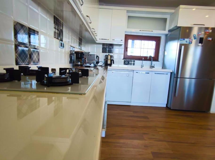 Villa photo 2