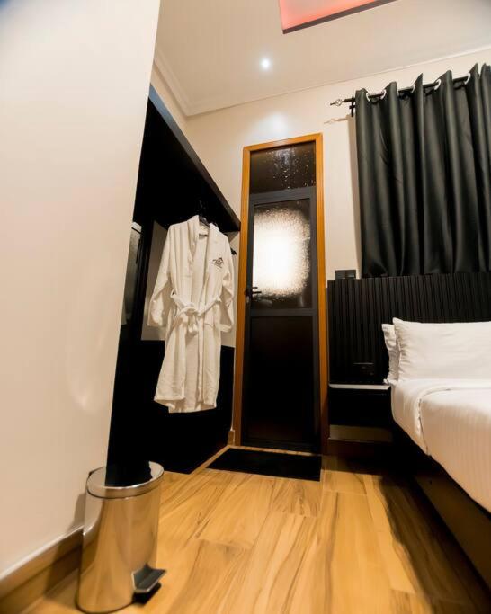 Two-Bedroom Apartment With Private Pool photo 1