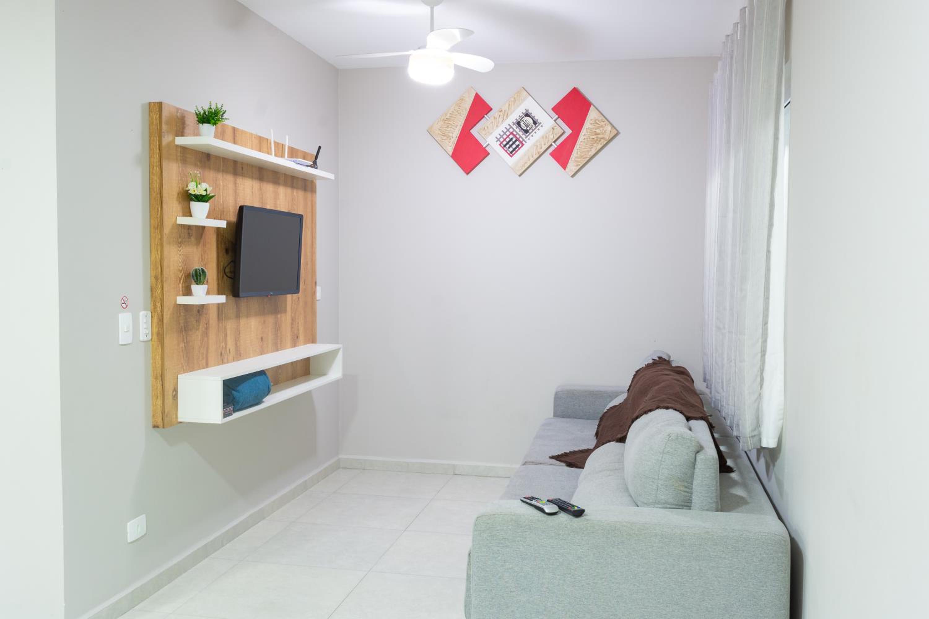 Four-Bedroom House photo 3