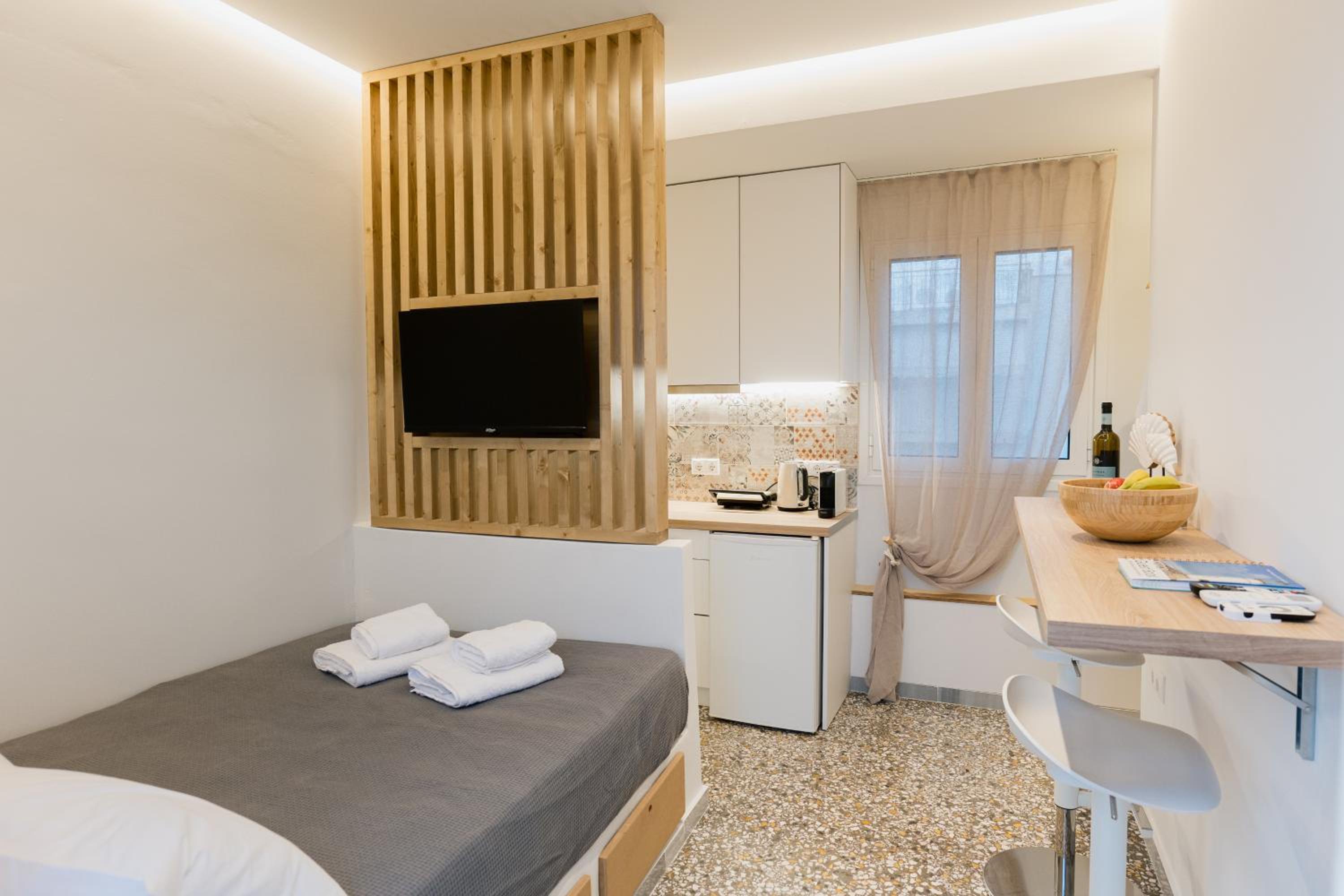 One-Bedroom Apartment with Terrace