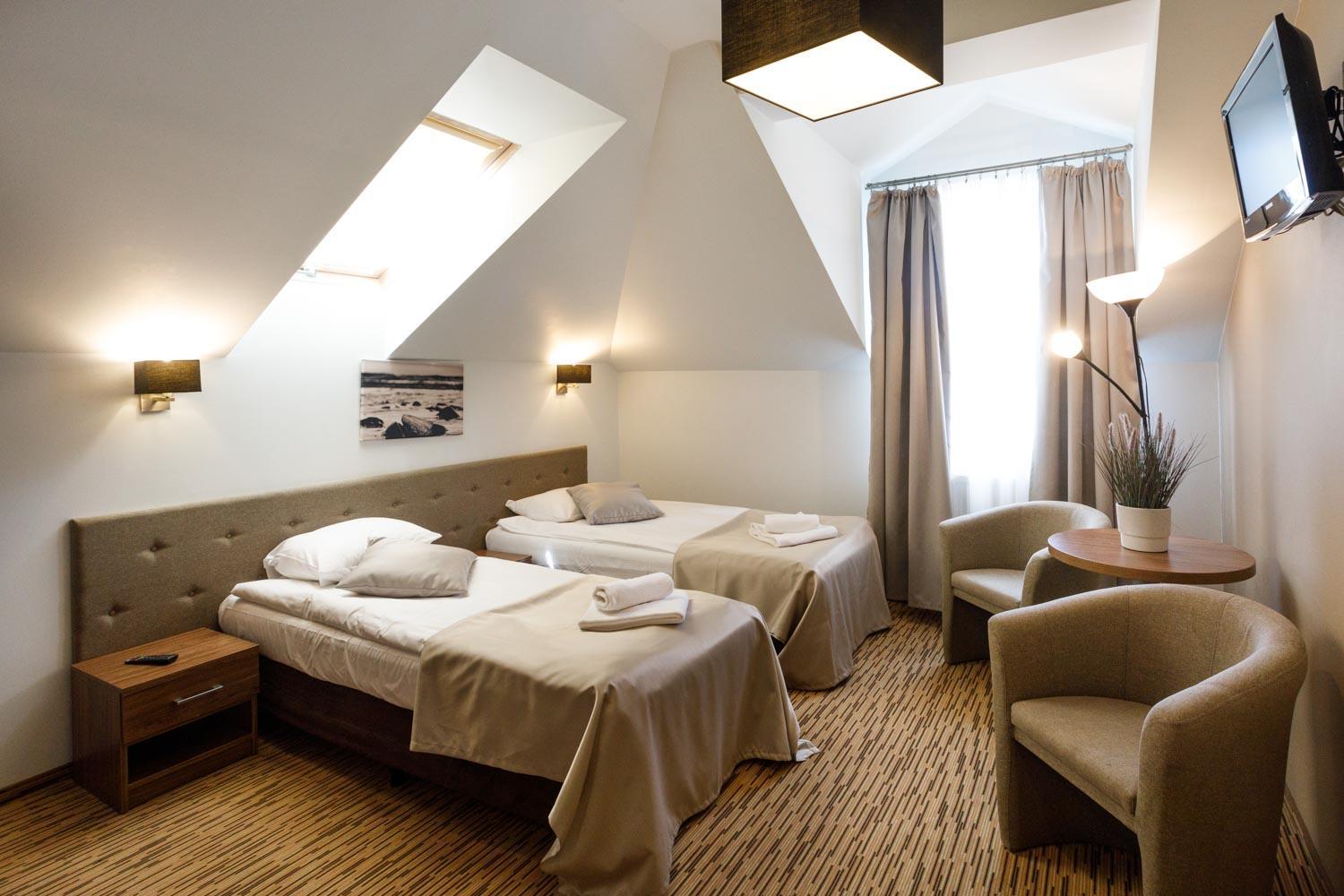 Small Double Room photo 1