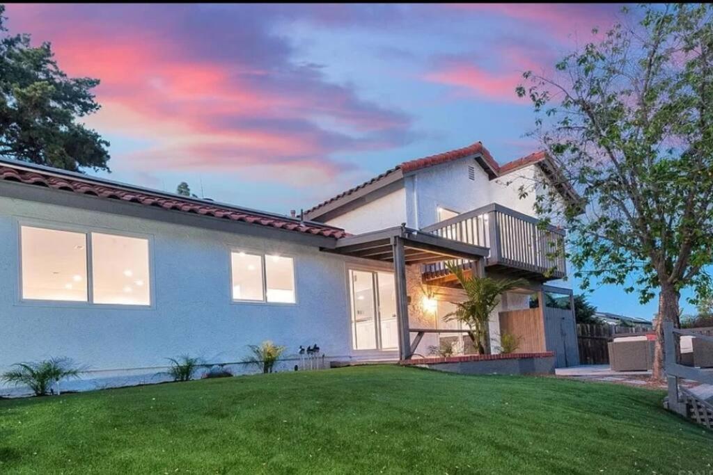 Four-Bedroom House photo 3