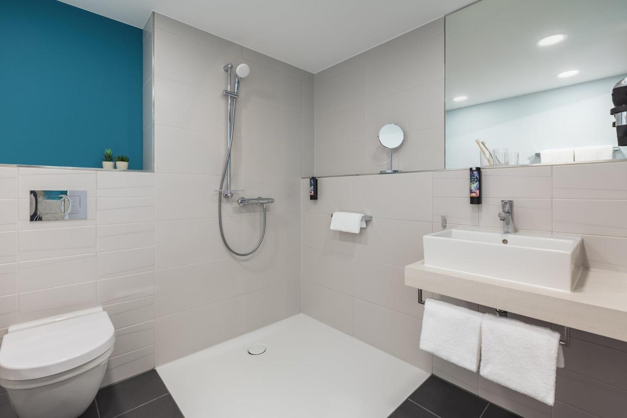Premium Queen Room - Photo 2