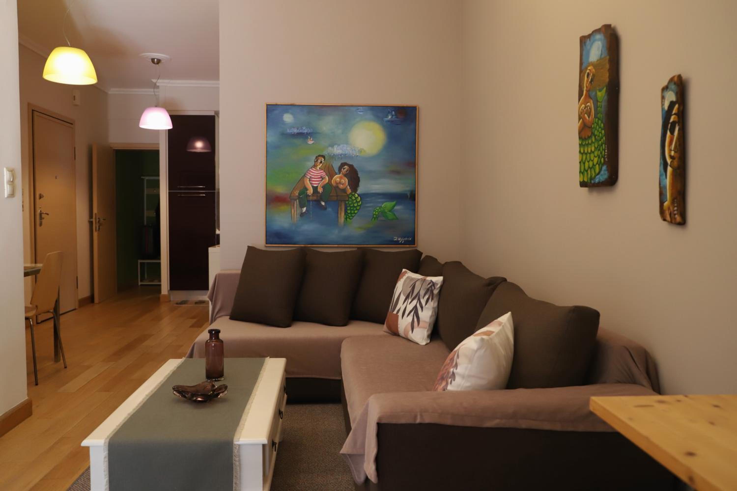 One-Bedroom Apartment