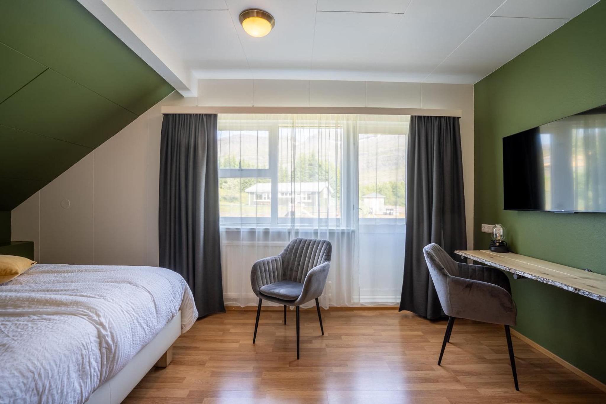Economy Double Room - Photo 8