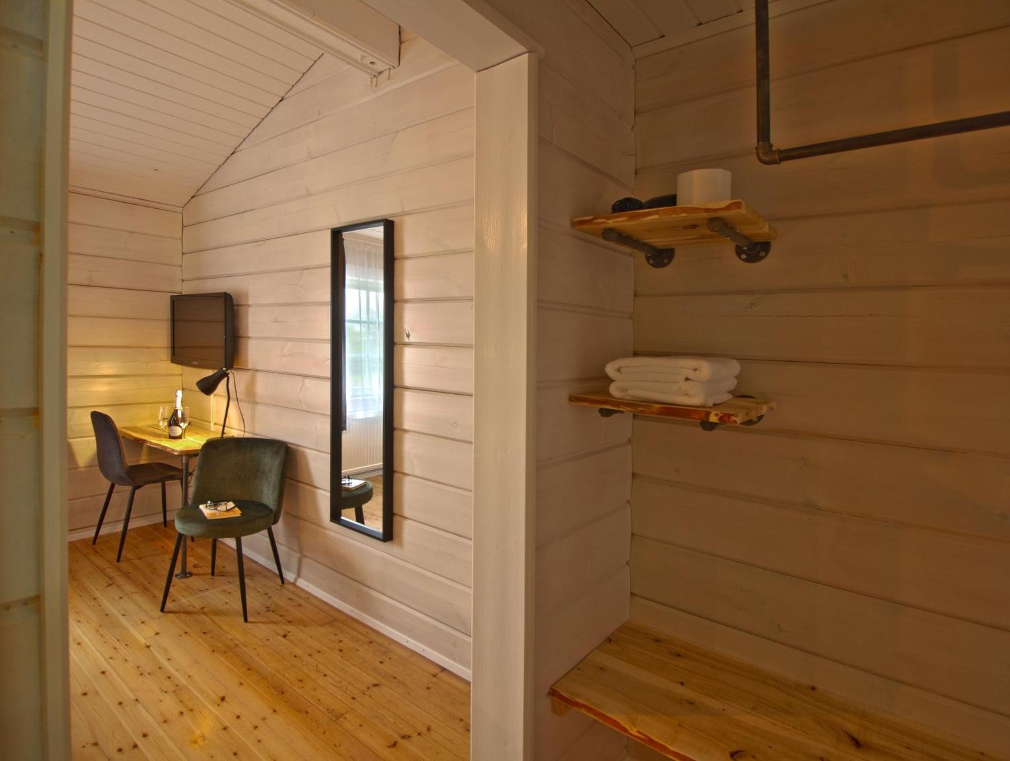 Superior Double or Twin Room - Photo 5