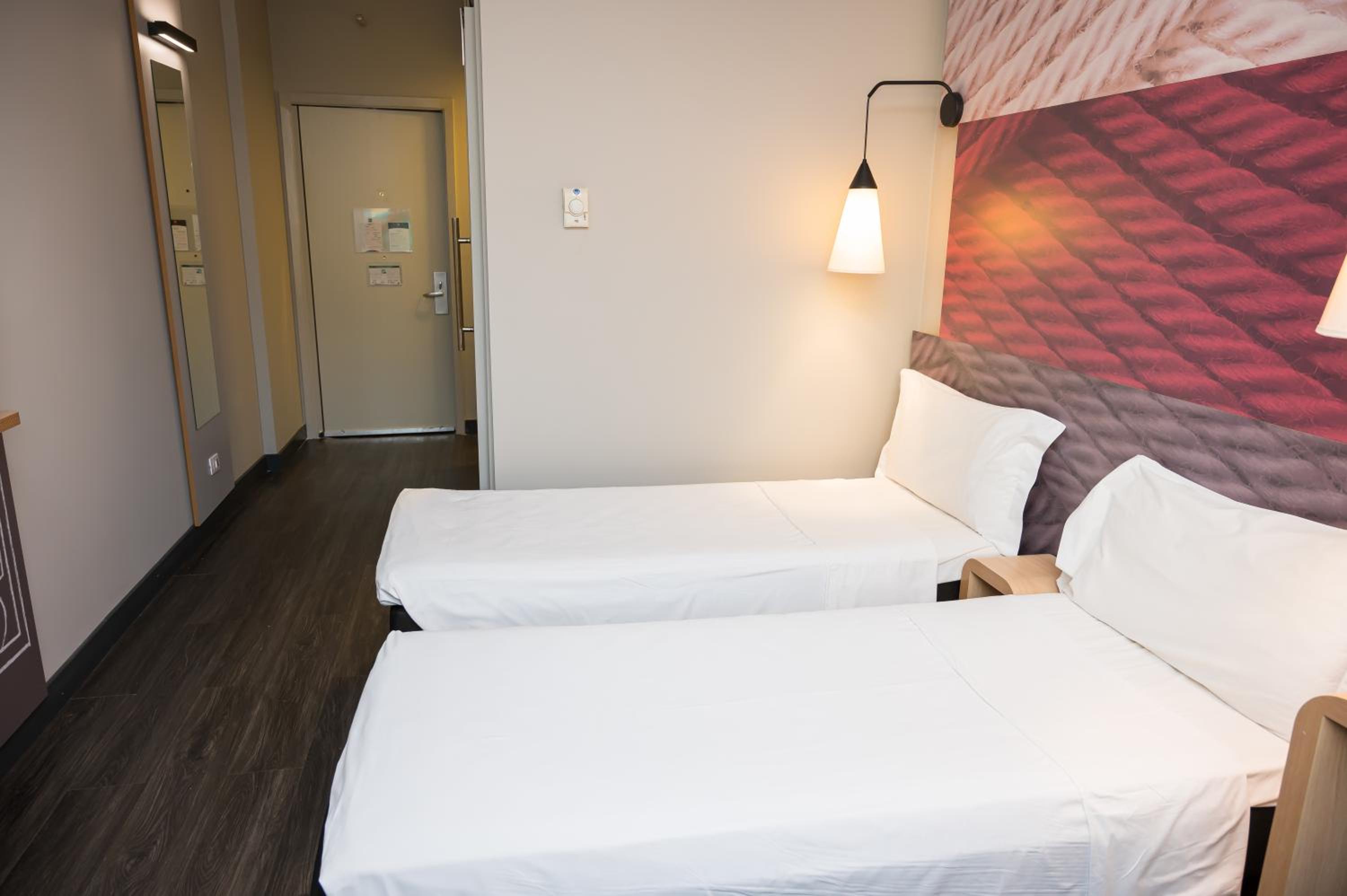 Twin Room photo 1