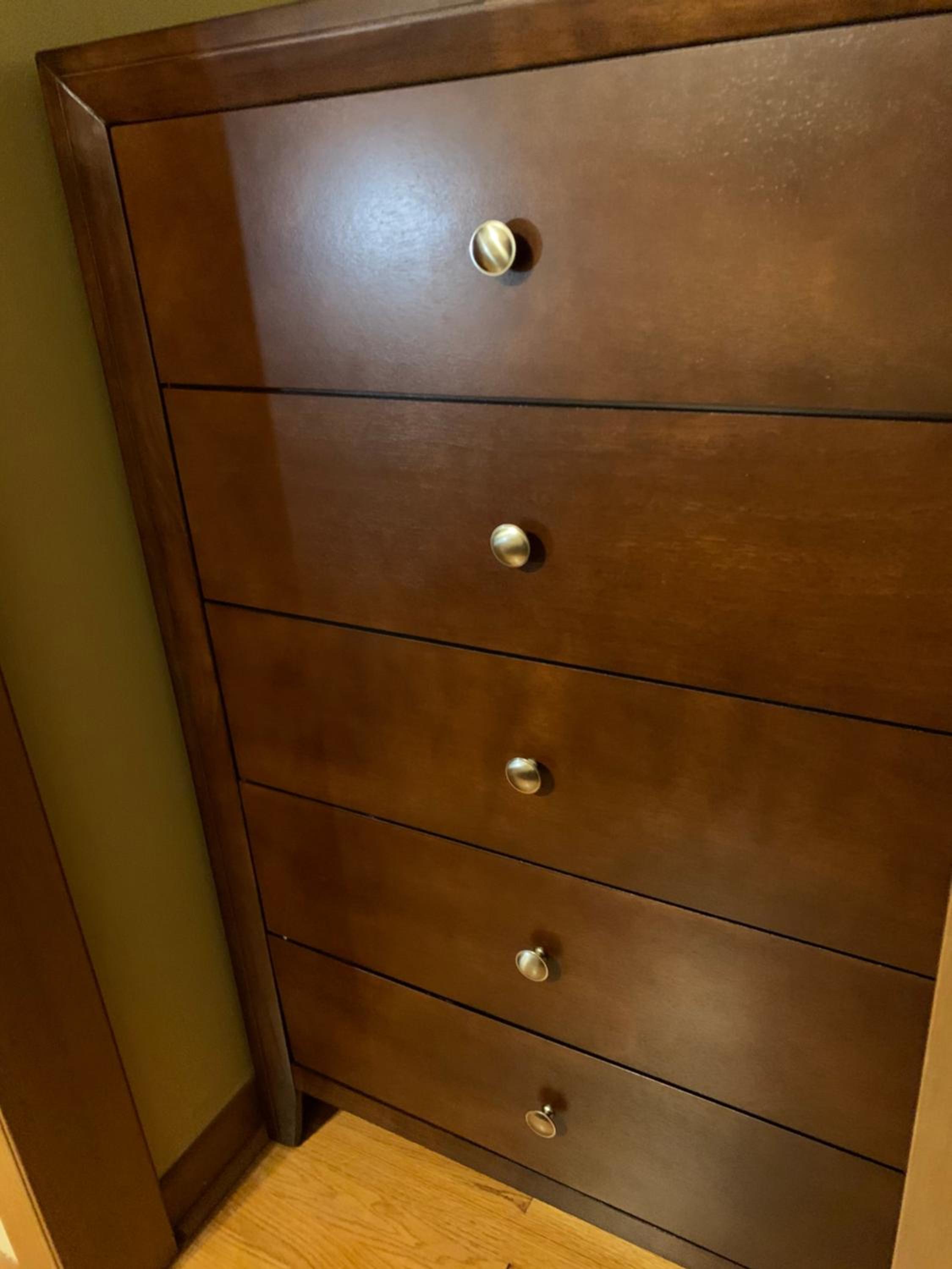 Standard Queen Room photo 3