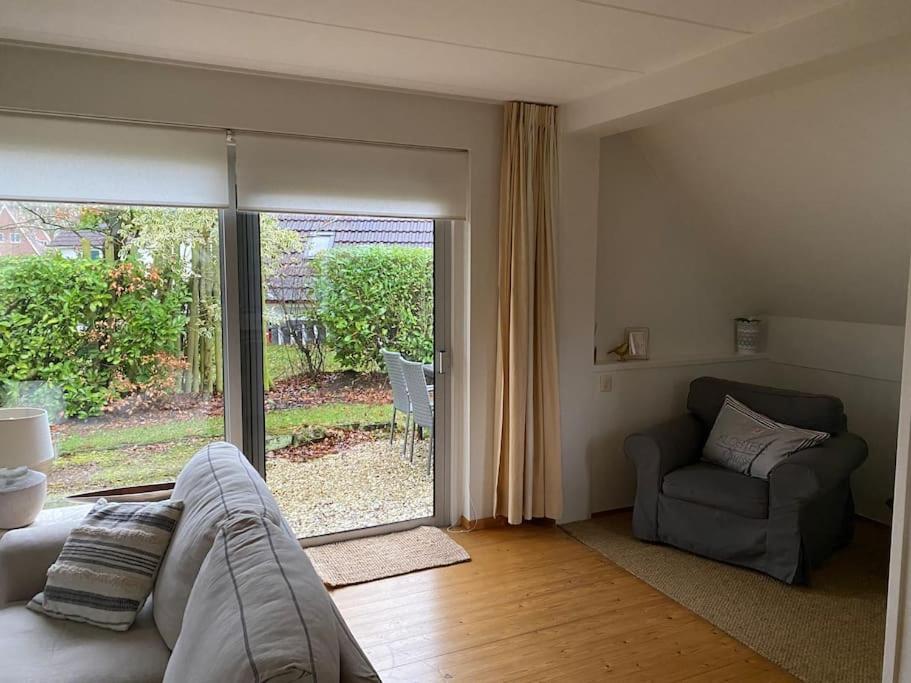 Two-Bedroom House photo 3